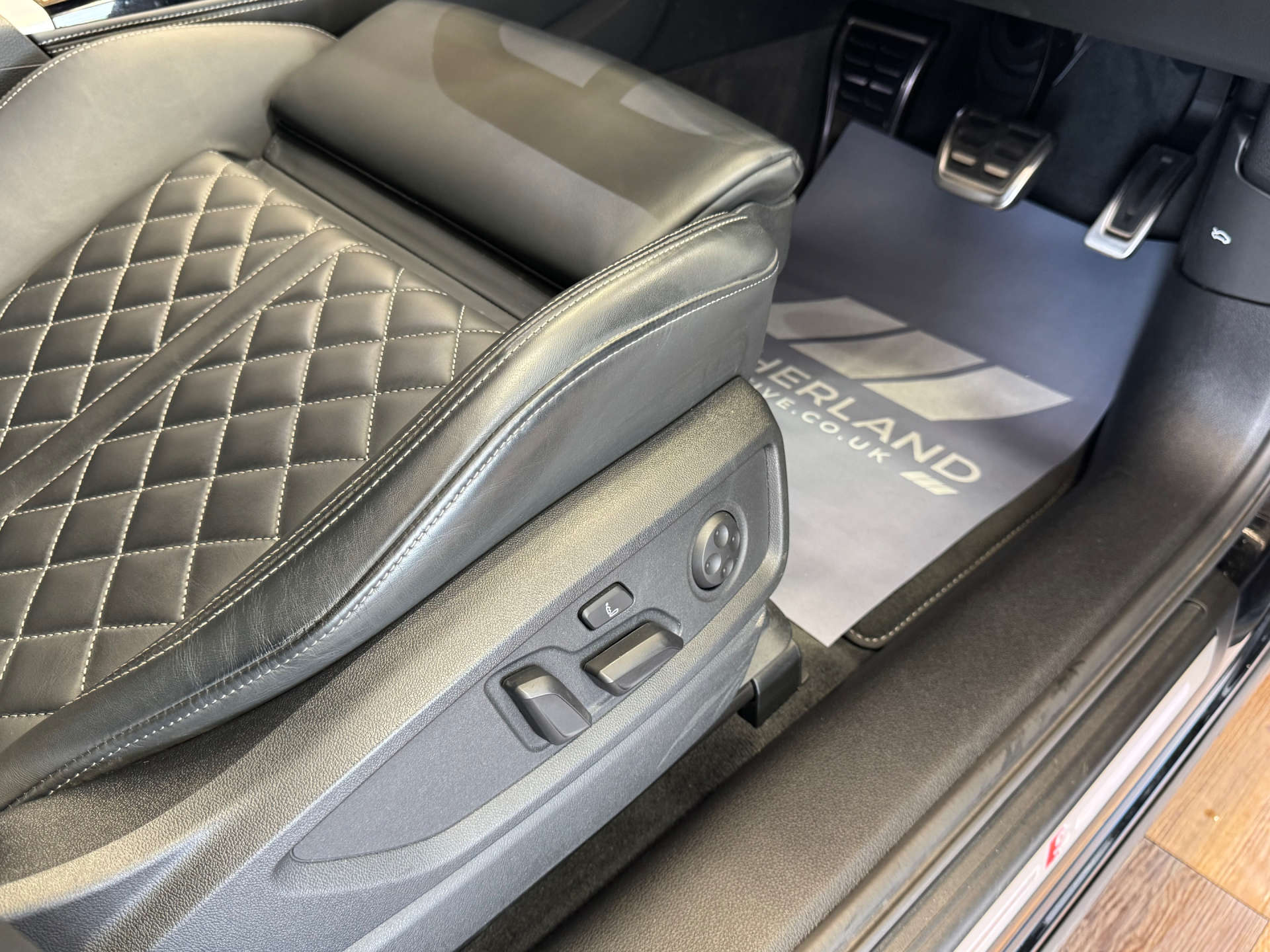 AUDI Q5 3.0 SQ5 TDI MHEV Quattro Auto 4WD 5dr #31