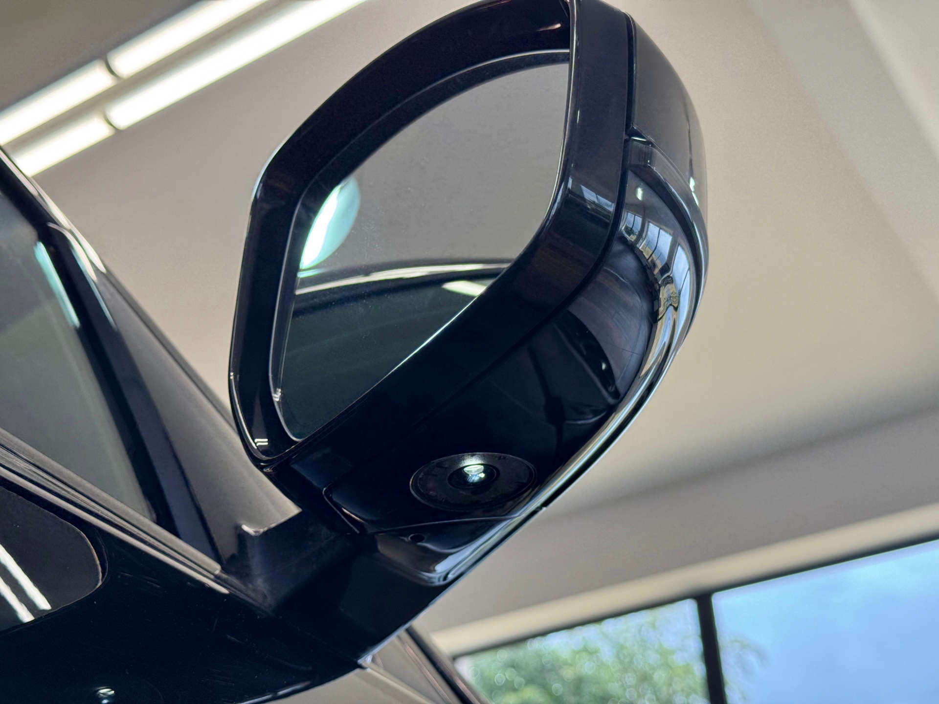 2022 Jaguar F-Pace thumbnail 15