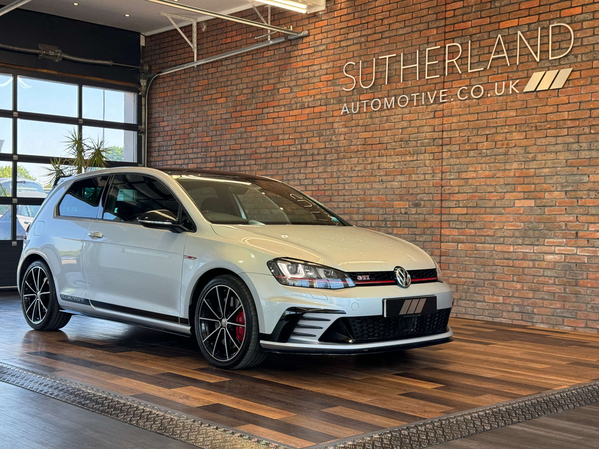 VOLKSWAGEN GOLF 2.0 Golf GTi Clubsport Edition 40 3dr #4