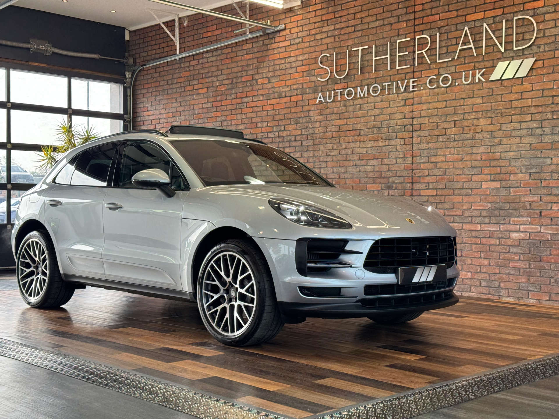 PORSCHE MACAN 3.0 Macan S Semi-Auto 4WD 5dr #4
