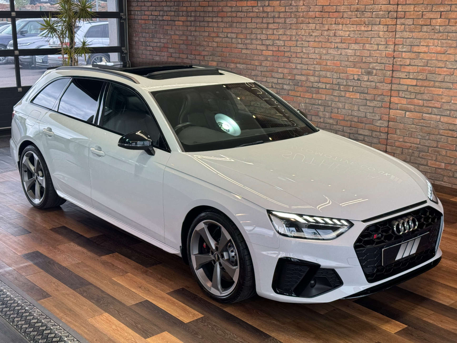 AUDI A4 3.0 S4 Black Edition TDI Quattro Auto 4WD 5dr #5