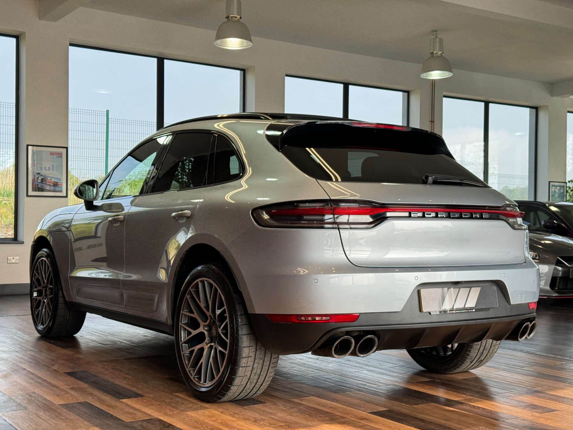 PORSCHE MACAN 3.0 Macan S Semi-Auto 4WD 5dr #9