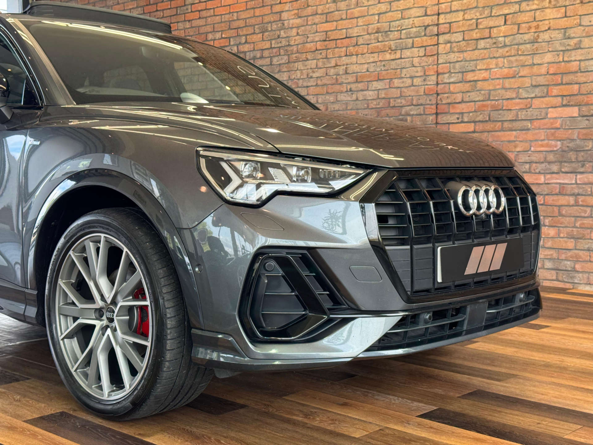 AUDI Q3 2.0 Q3 Vorsprung 35 TDI Semi-Auto 5dr #8