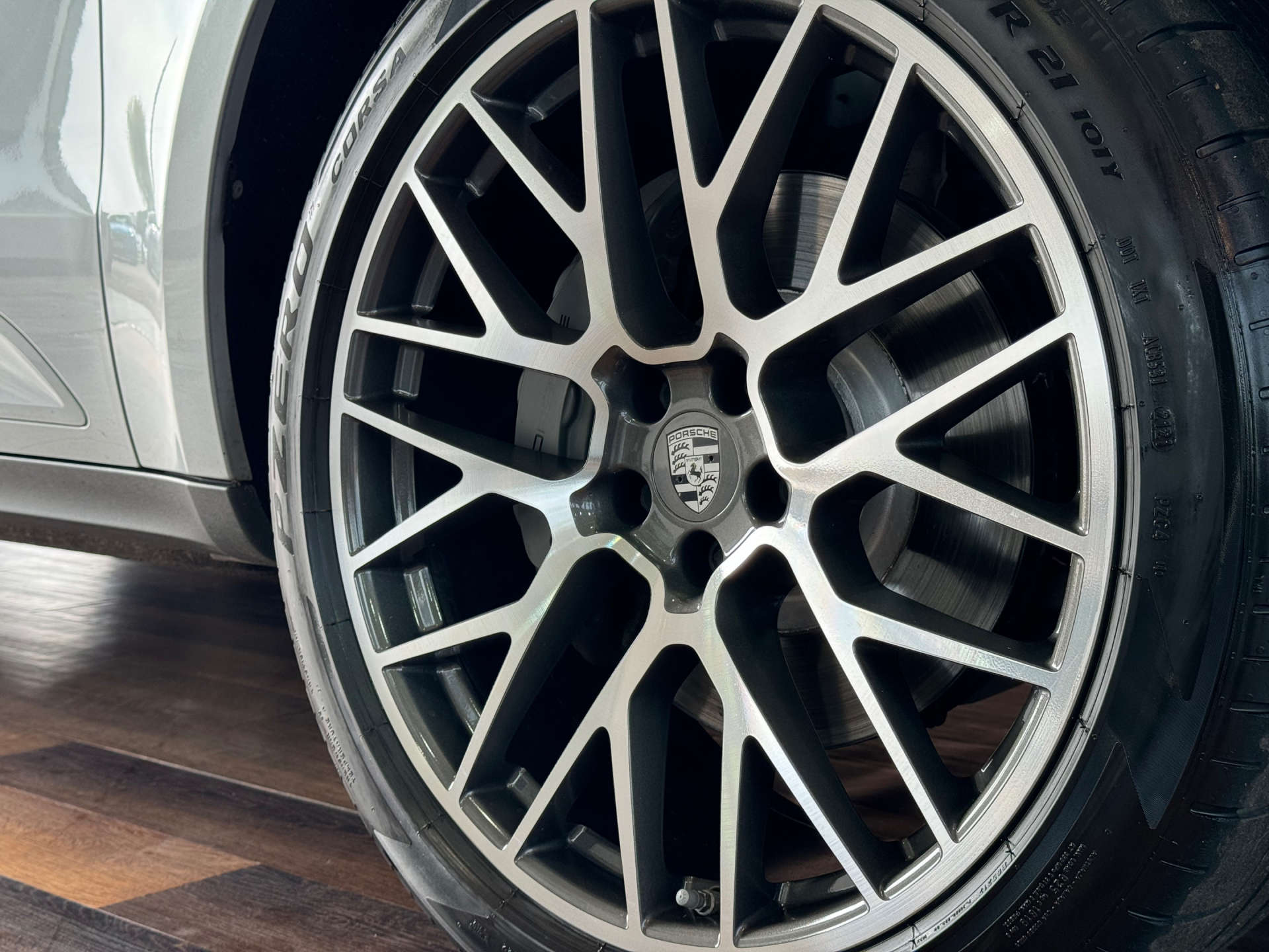 PORSCHE MACAN 3.0 Macan S Semi-Auto 4WD 5dr #16