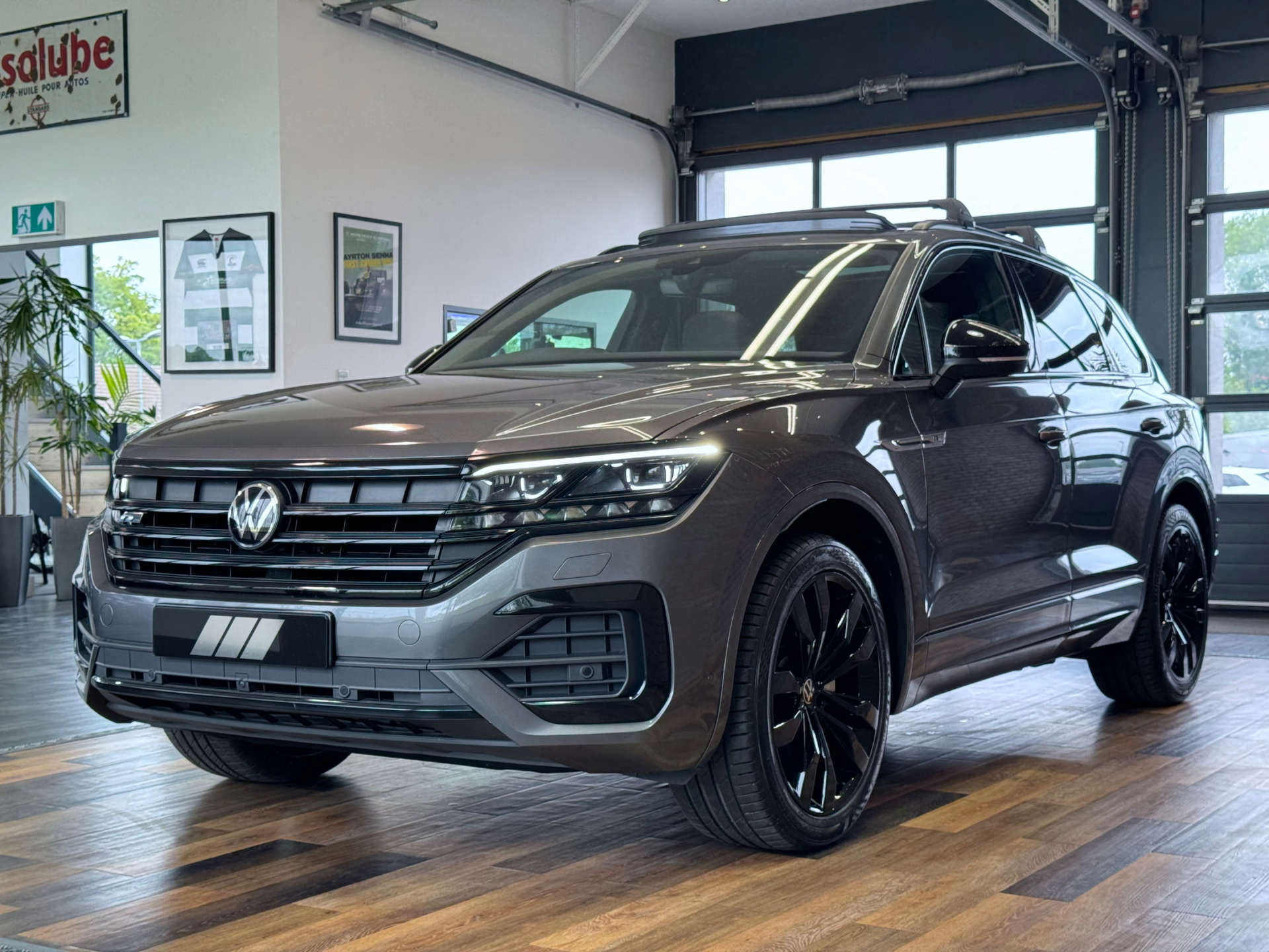 VOLKSWAGEN TOUAREG 3.0 Touareg V6 Black Edition TDI Auto 4WD 5dr #11
