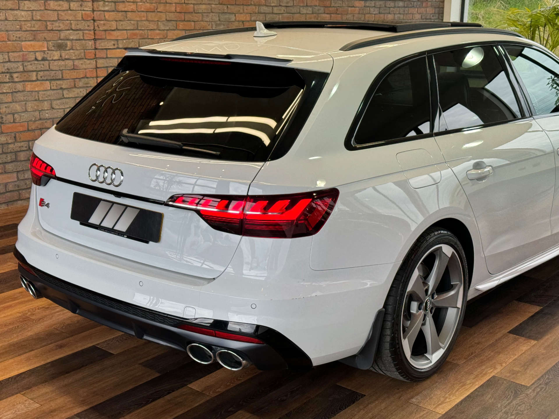 AUDI A4 3.0 S4 Black Edition TDI Quattro Auto 4WD 5dr #23