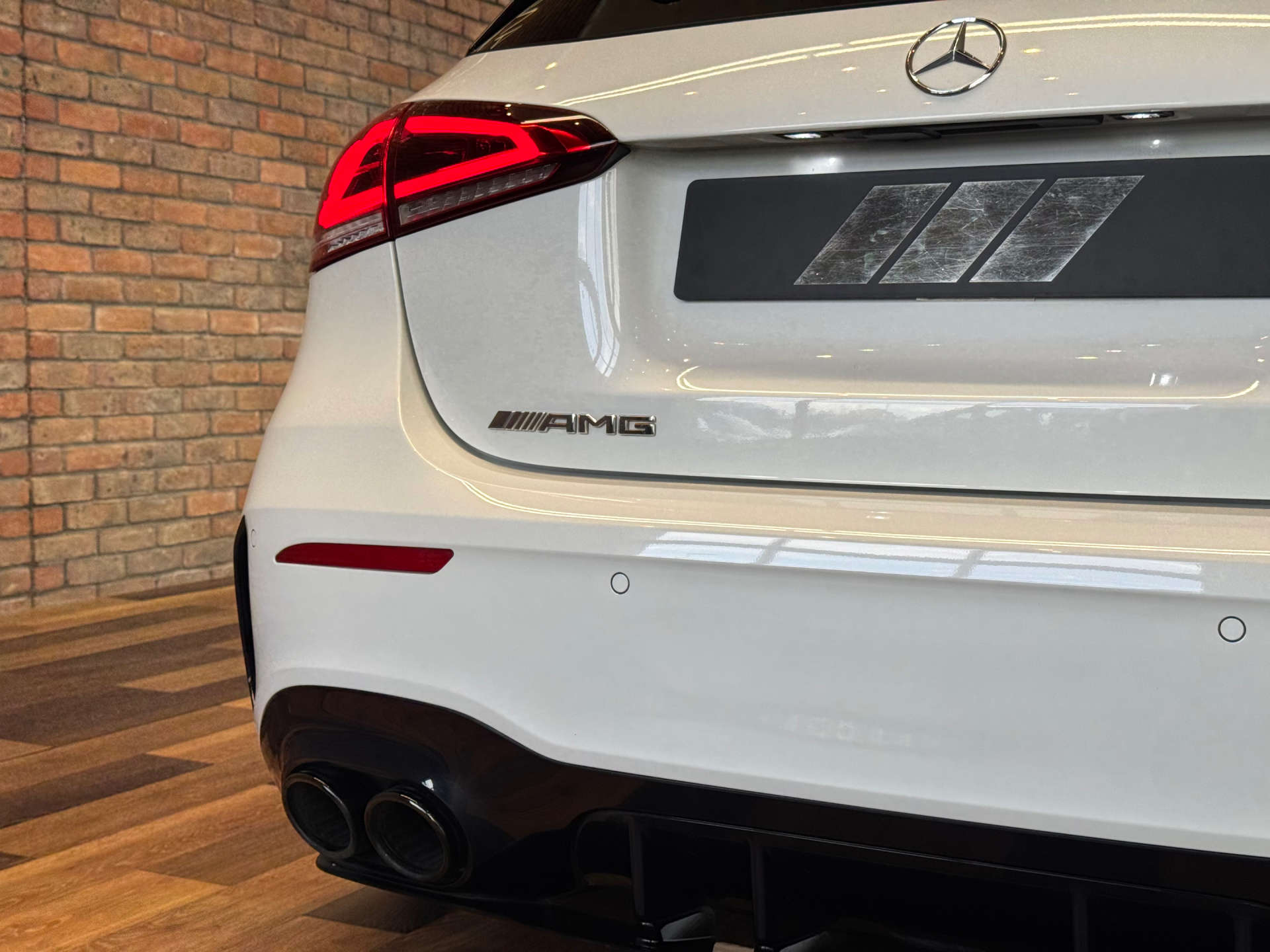 MERCEDES-BENZ A-CLASS 2.0 AMG A 45 S 4Matic+ + Auto 4WD 5dr #22