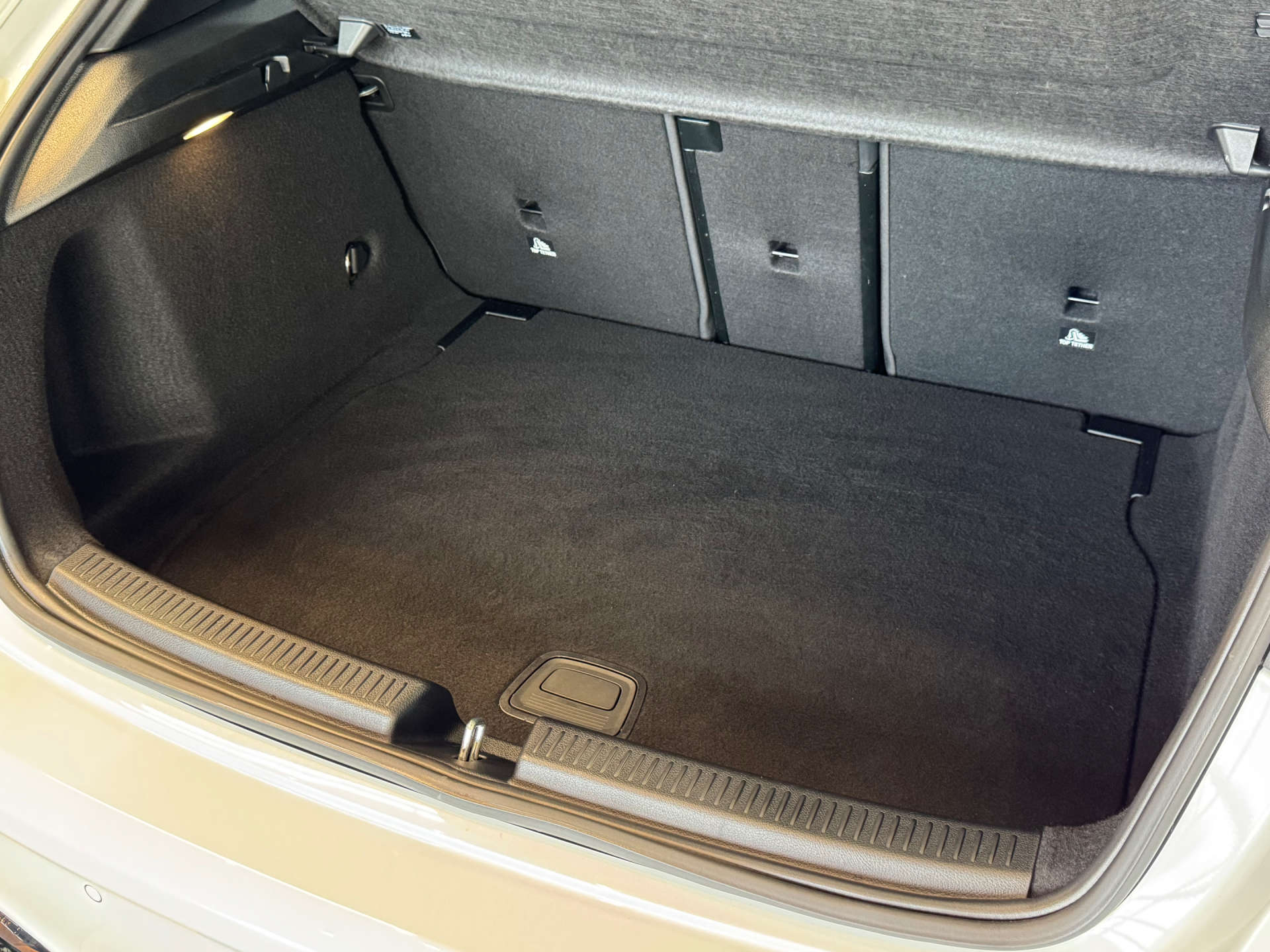 MERCEDES-BENZ A-CLASS 2.0 AMG A 45 S 4Matic+ + Auto 4WD 5dr #25