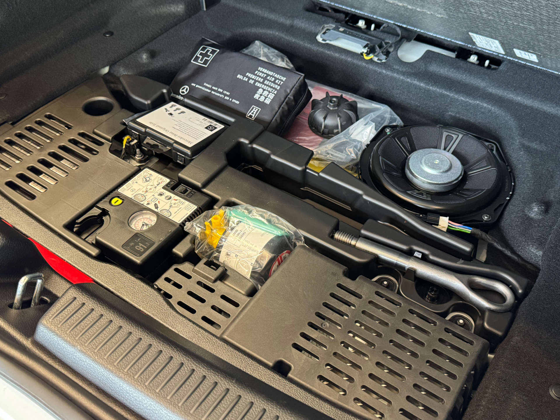 MERCEDES-BENZ A-CLASS 2.0 AMG A 45 S 4Matic+ + Auto 4WD 5dr #26