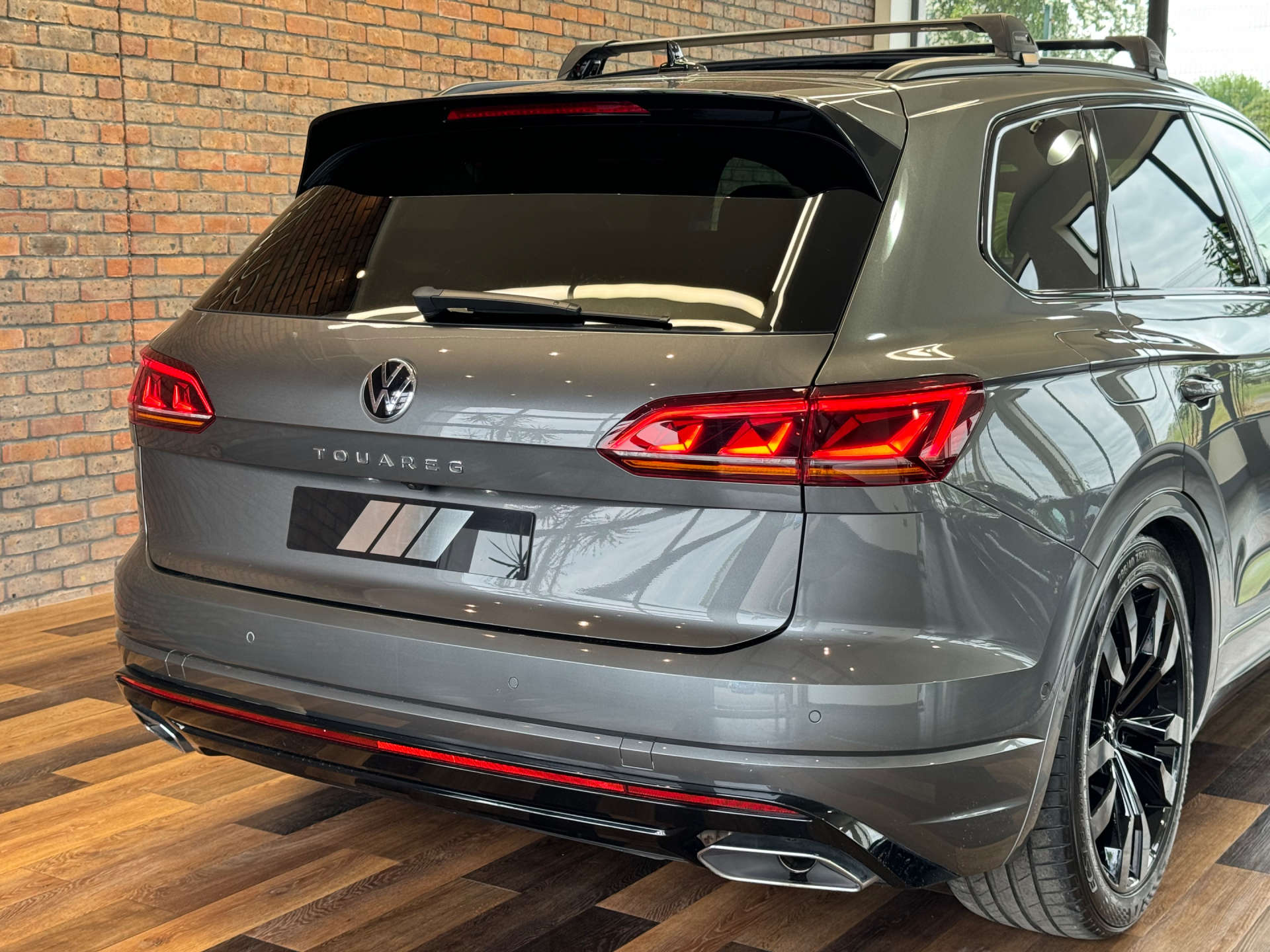 VOLKSWAGEN TOUAREG 3.0 Touareg V6 Black Edition TDI Auto 4WD 5dr #19