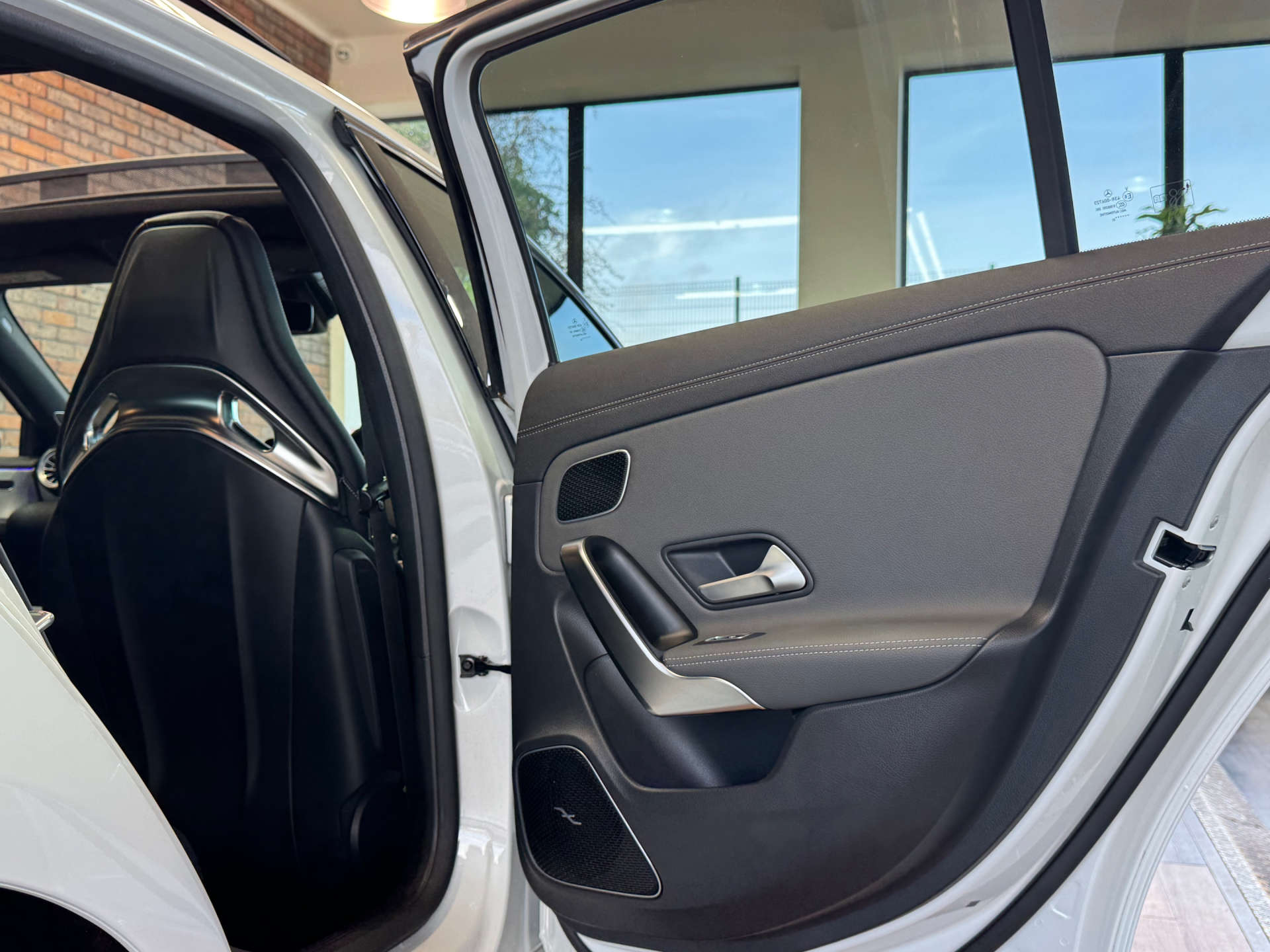 MERCEDES-BENZ A-CLASS 2.0 AMG A 45 S 4Matic+ + Auto 4WD 5dr #32