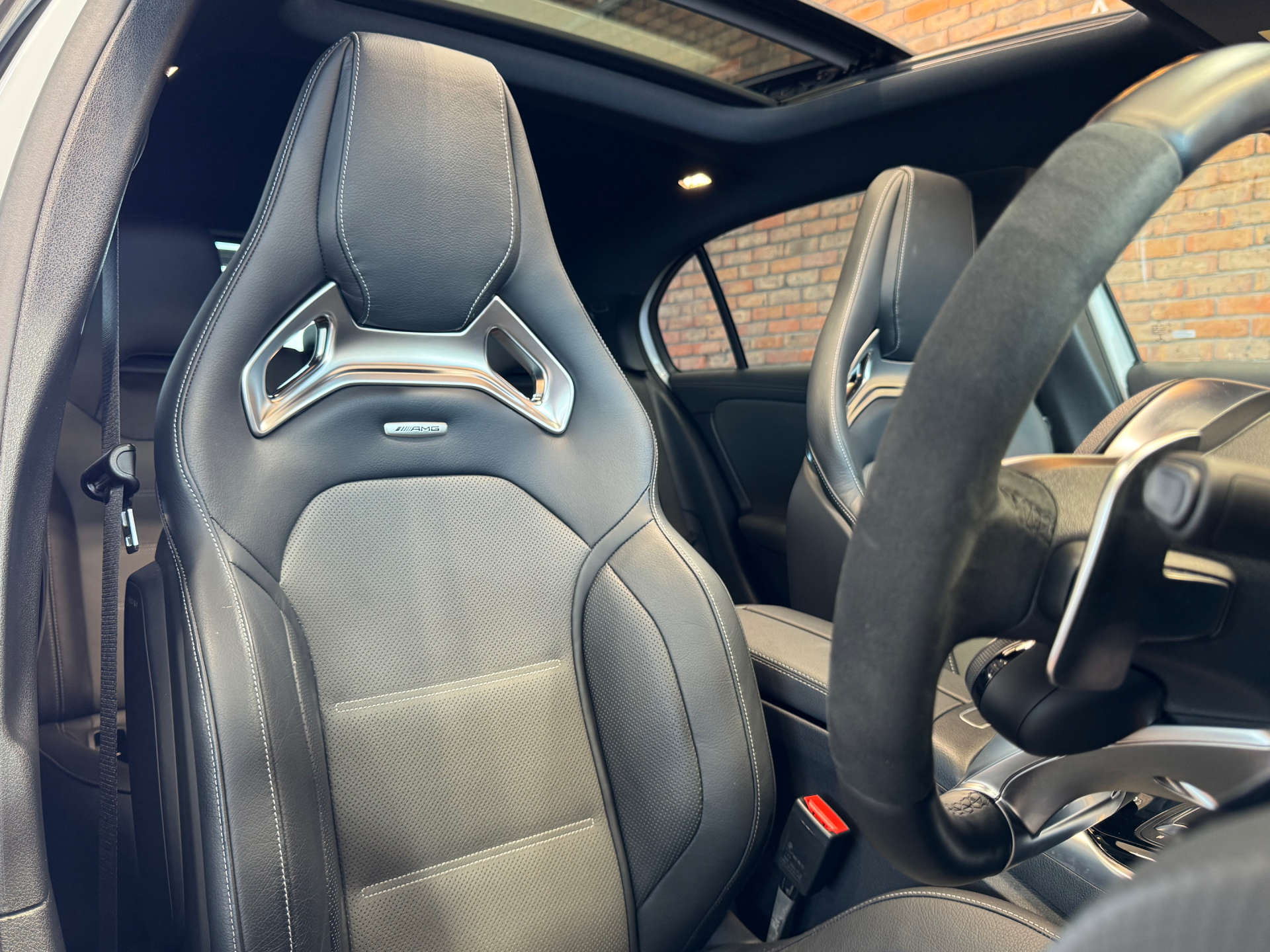 MERCEDES-BENZ A-CLASS 2.0 AMG A 45 S 4Matic+ + Auto 4WD 5dr #34