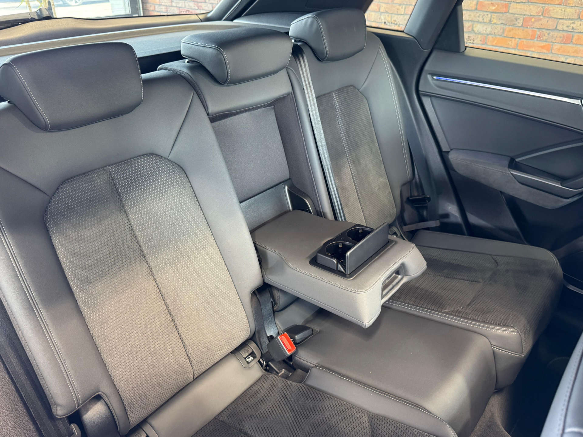 AUDI Q3 2.0 Q3 Vorsprung 35 TDI Semi-Auto 5dr #42