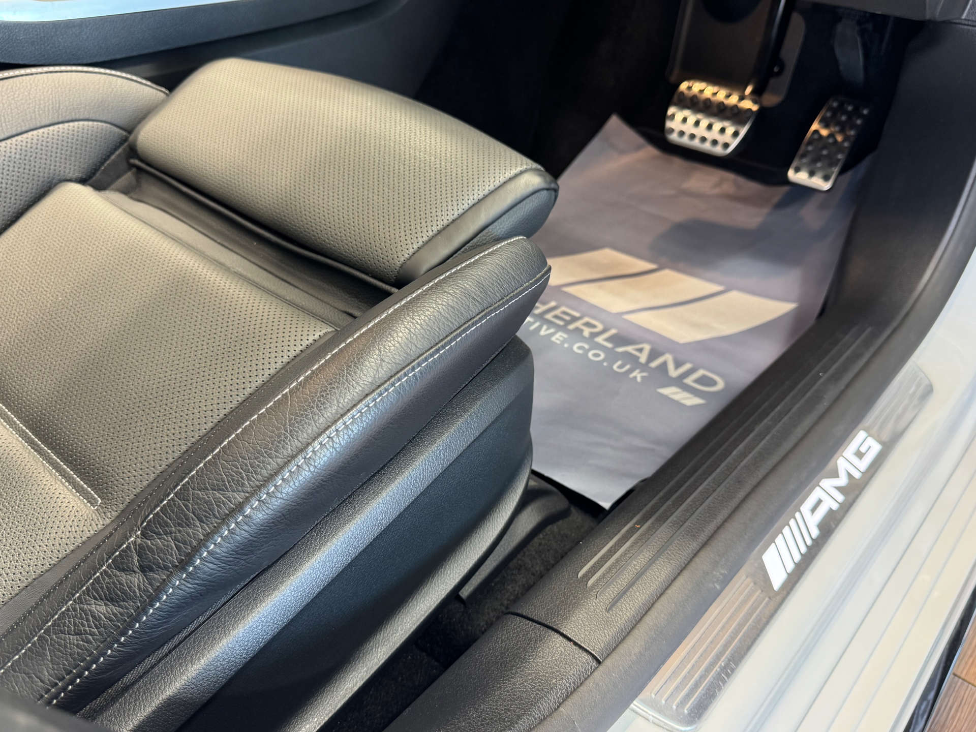 MERCEDES-BENZ A-CLASS 2.0 AMG A 45 S 4Matic+ + Auto 4WD 5dr #36