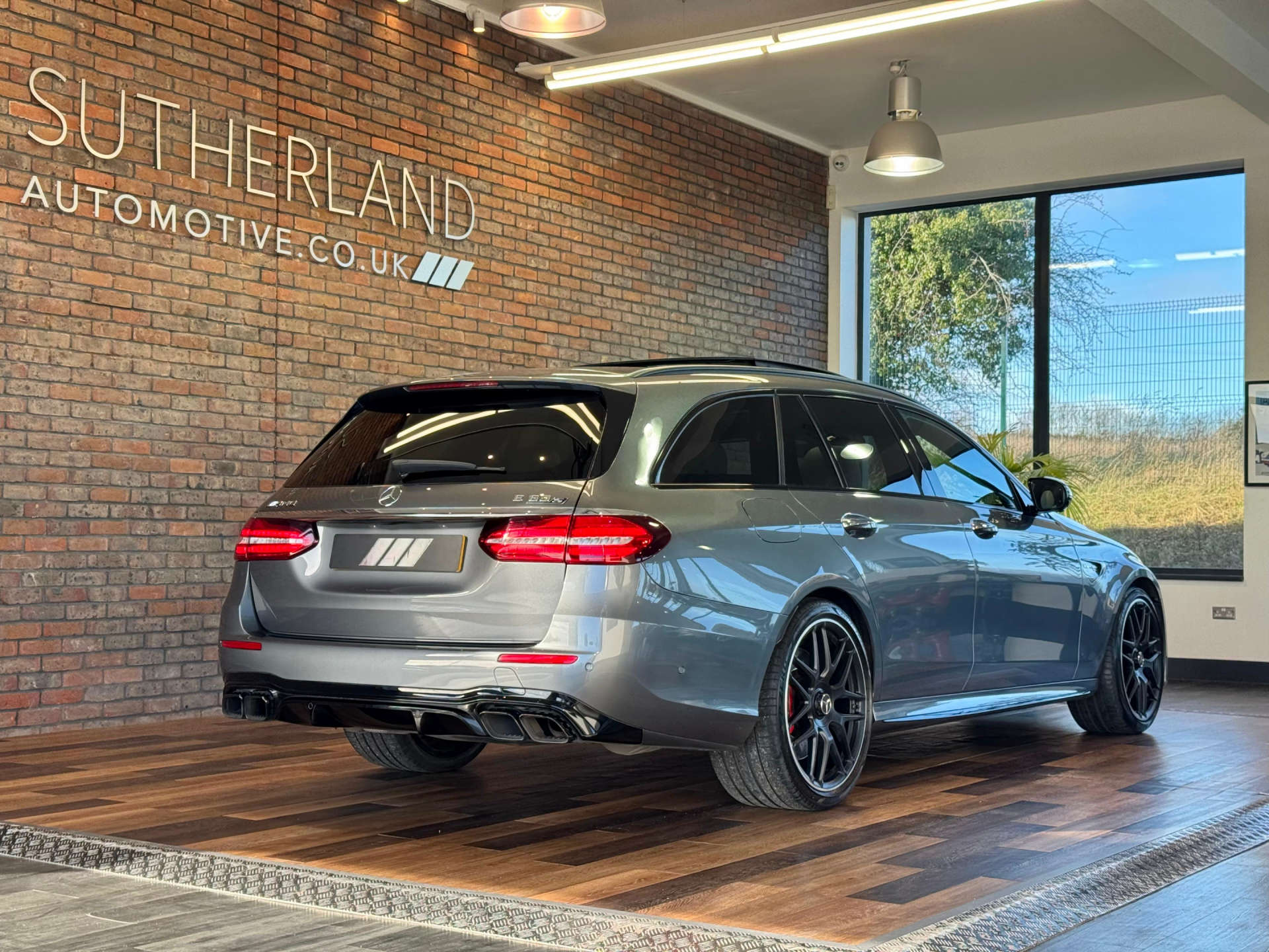 MERCEDES-BENZ E-CLASS 4.0 AMG E 63 S Night Edition Premium+ 4Matic+ Auto 4WD 5dr #5