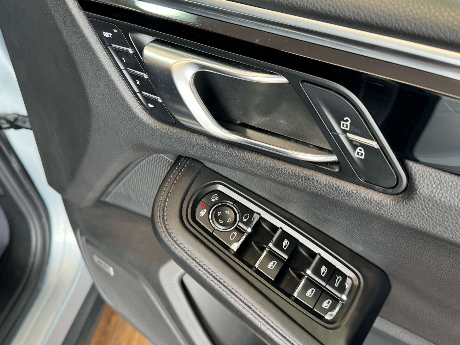 PORSCHE MACAN 3.0 Macan S Semi-Auto 4WD 5dr #38
