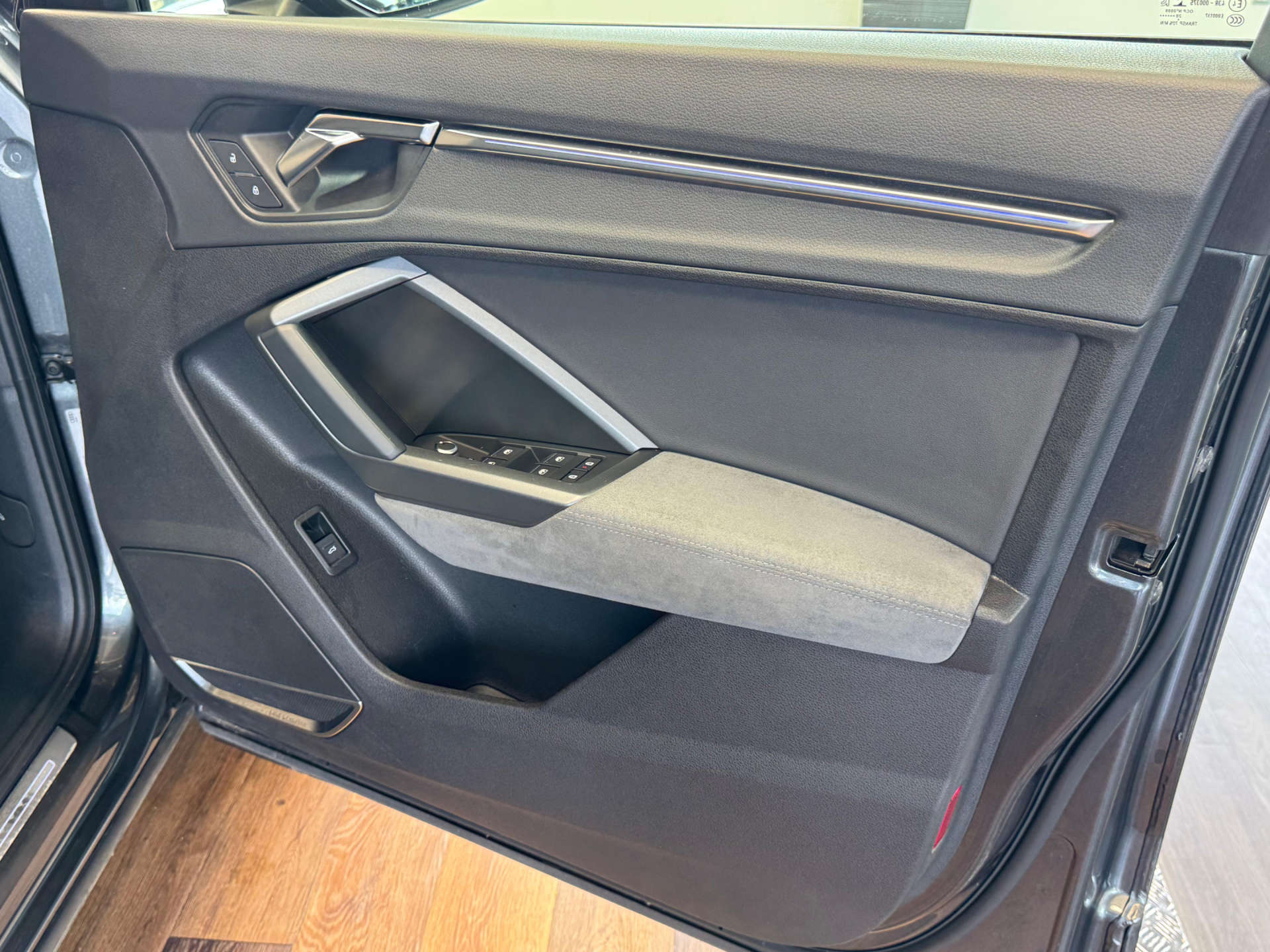 AUDI Q3 2.0 Q3 Vorsprung 35 TDI Semi-Auto 5dr #45