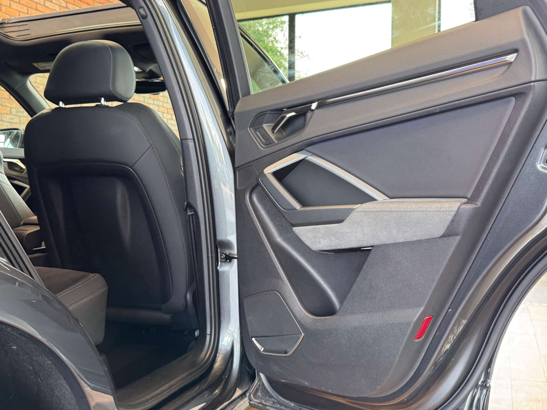 AUDI Q3 2.0 Q3 Vorsprung 35 TDI Semi-Auto 5dr #47