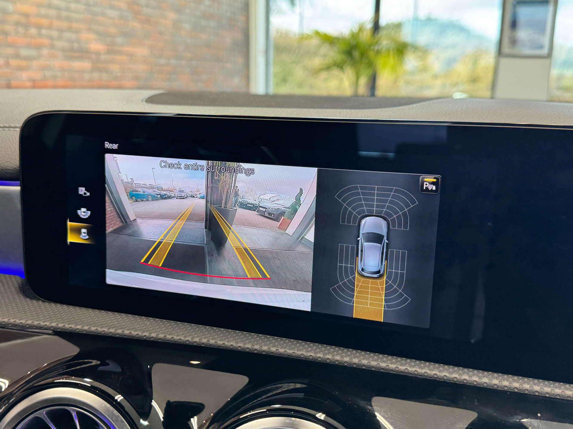 MERCEDES-BENZ A-CLASS 2.0 AMG A 45 S 4Matic+ + Auto 4WD 5dr #42