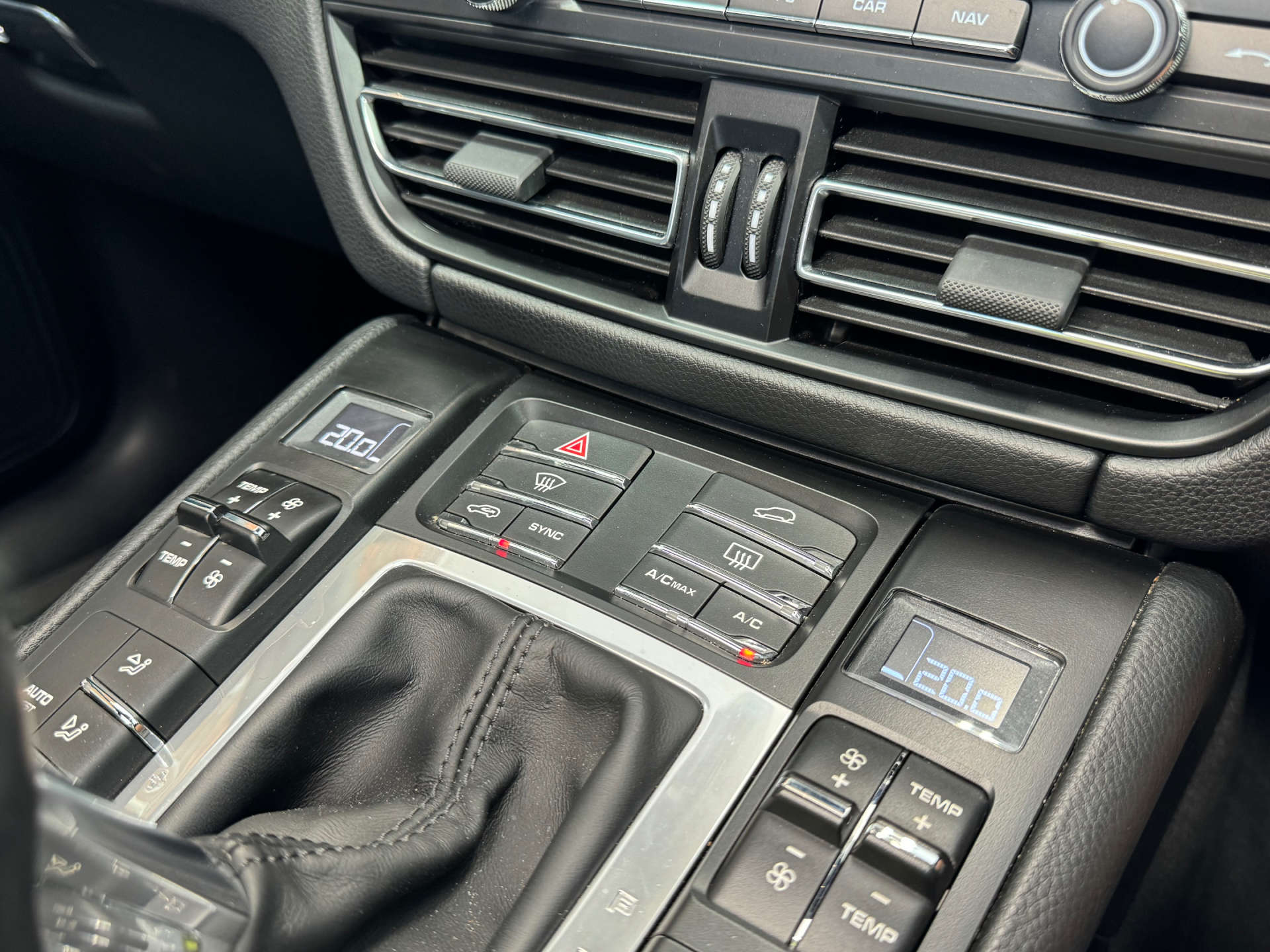 PORSCHE MACAN 3.0 Macan S Semi-Auto 4WD 5dr #45