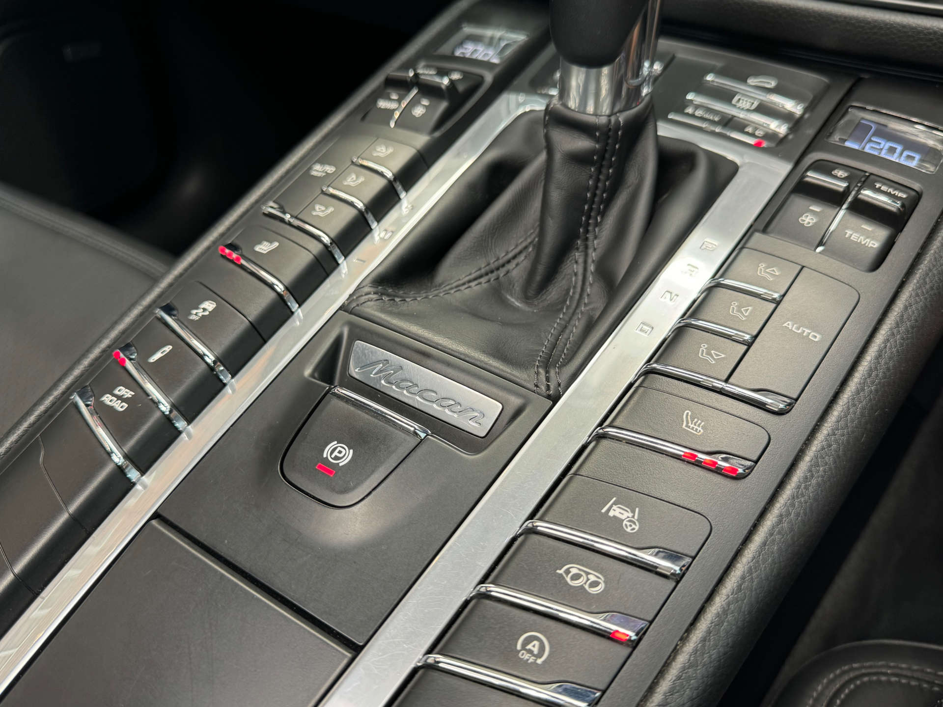 PORSCHE MACAN 3.0 Macan S Semi-Auto 4WD 5dr #46