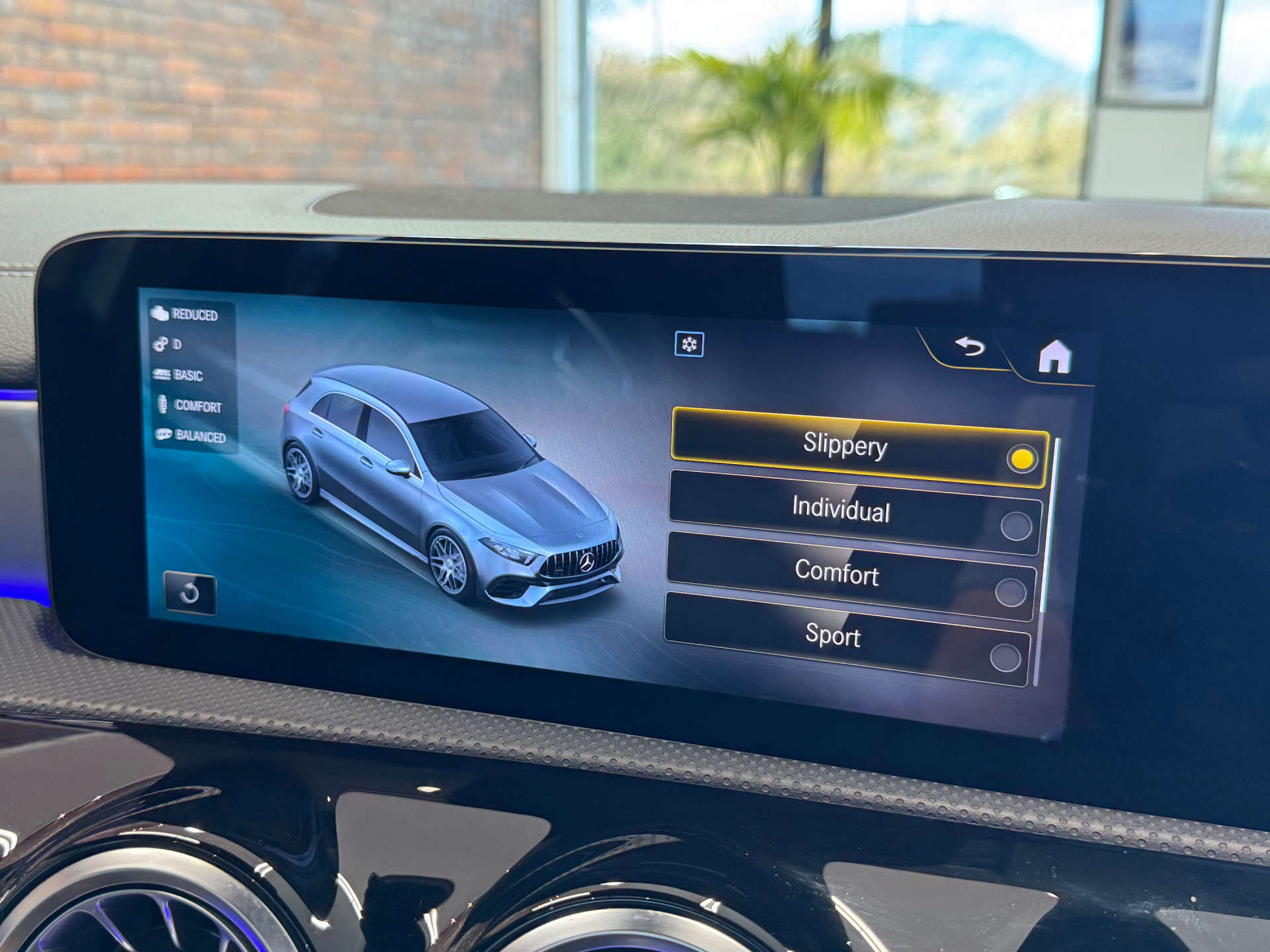 MERCEDES-BENZ A-CLASS 2.0 AMG A 45 S 4Matic+ + Auto 4WD 5dr #49