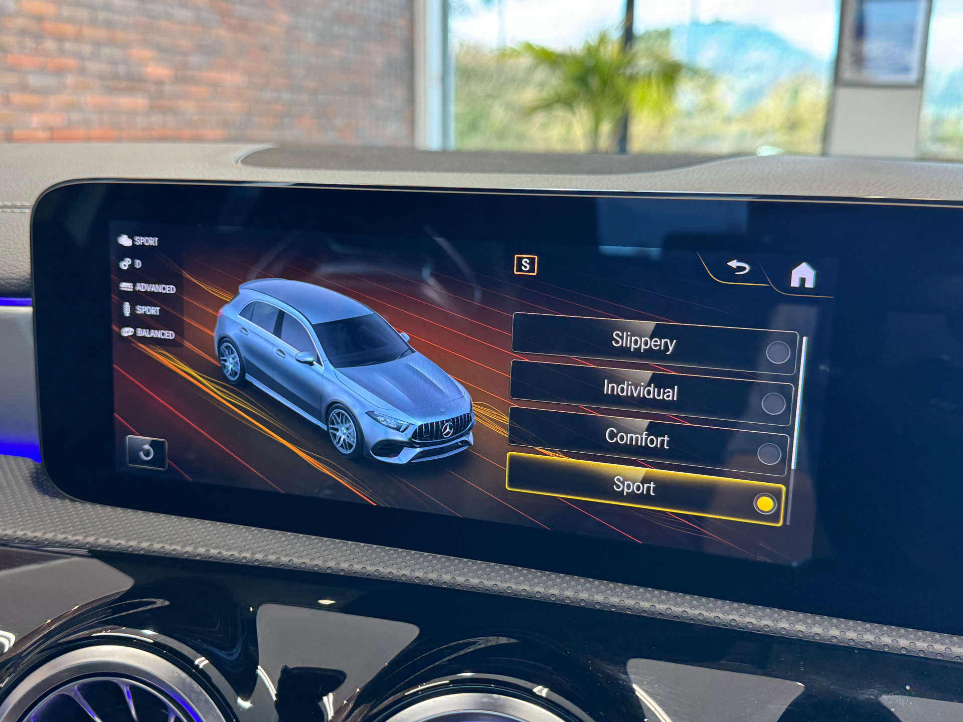 MERCEDES-BENZ A-CLASS 2.0 AMG A 45 S 4Matic+ + Auto 4WD 5dr #52