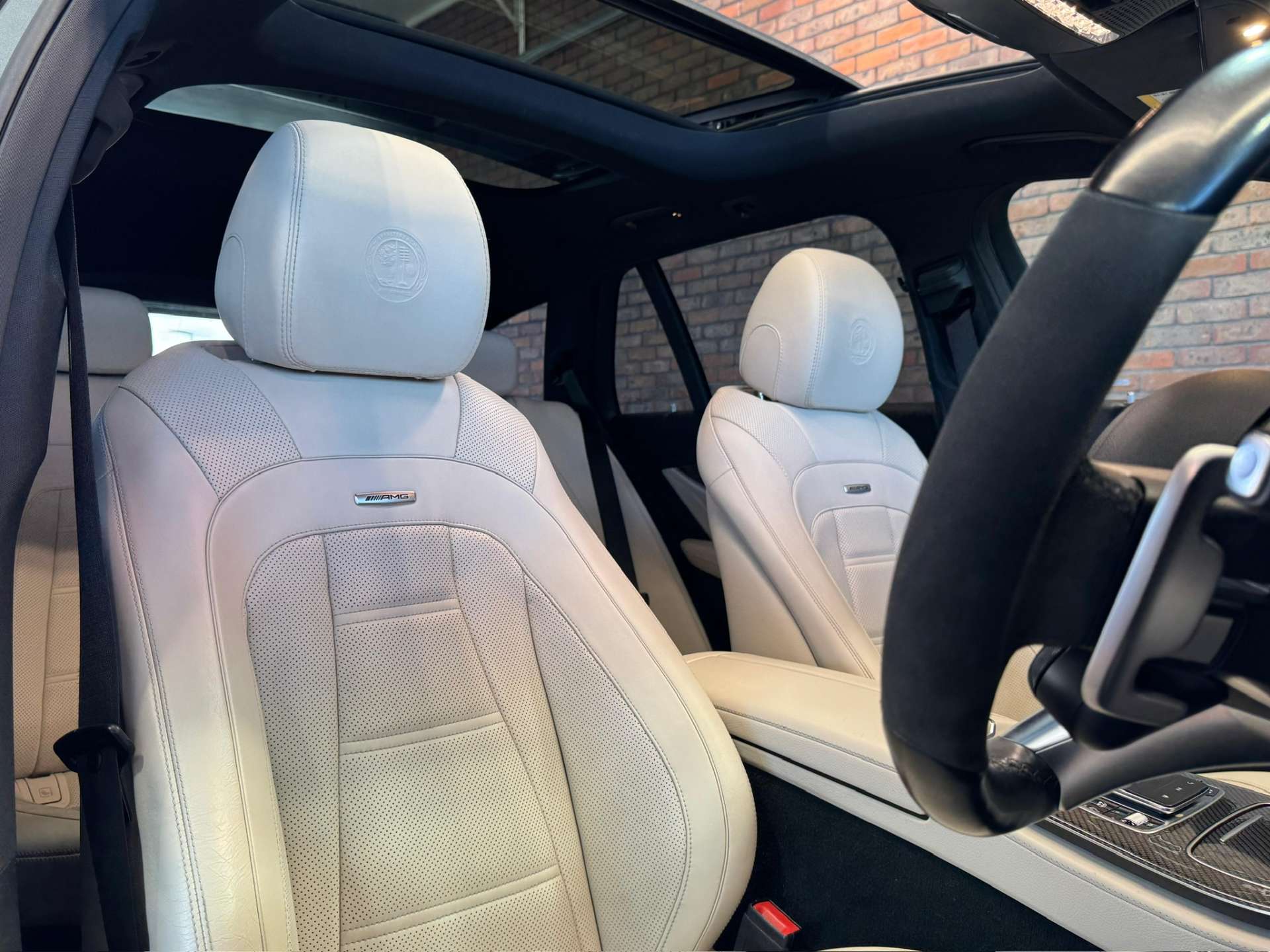 MERCEDES-BENZ E-CLASS 4.0 AMG E 63 S Night Edition Premium+ 4Matic+ Auto 4WD 5dr #35