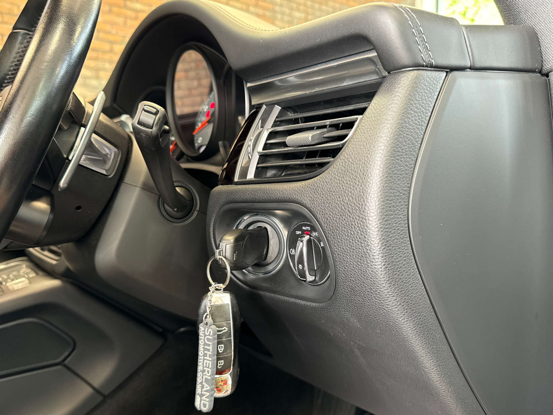 PORSCHE MACAN 3.0 Macan S Semi-Auto 4WD 5dr #67