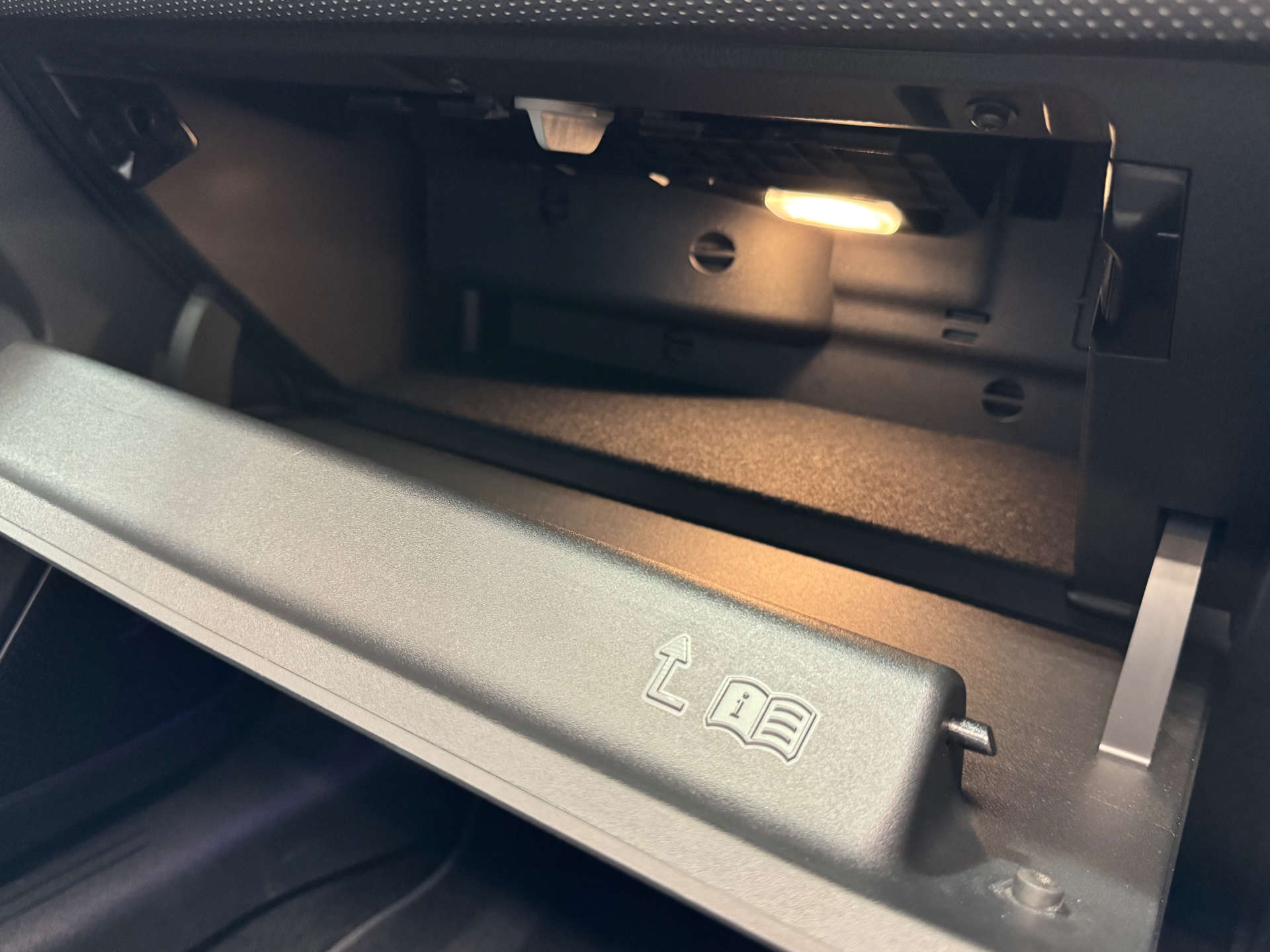 MERCEDES-BENZ A-CLASS 2.0 AMG A 45 S 4Matic+ + Auto 4WD 5dr #64