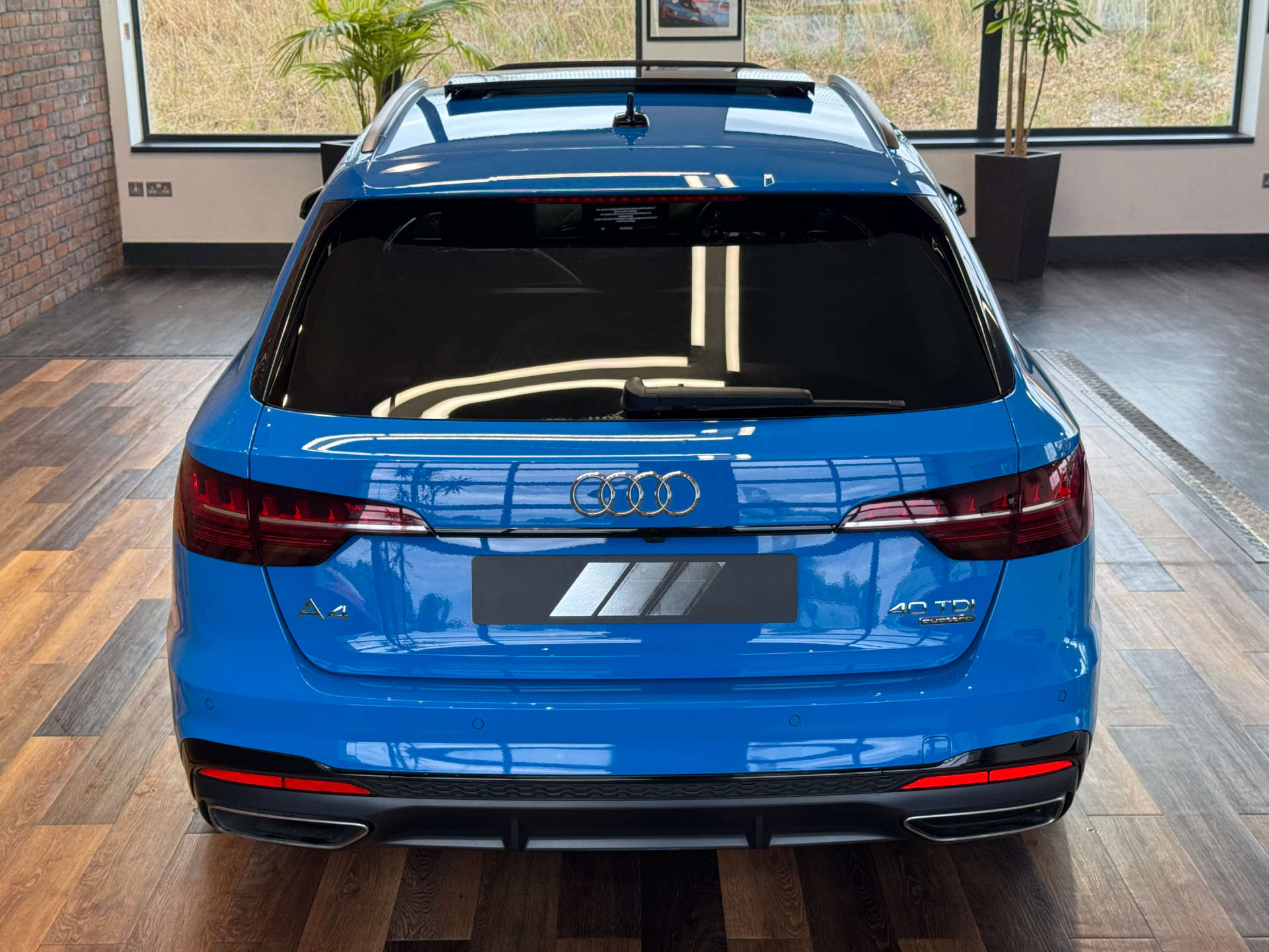 AUDI A4 2.0 A4 Black Edition 40 TDI MHEV Q Semi-Auto 4WD 5dr #8