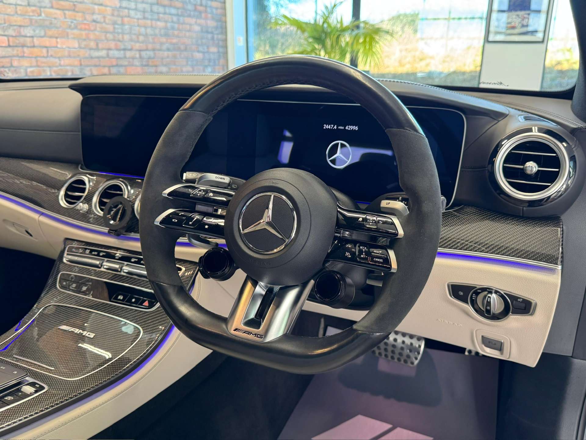 MERCEDES-BENZ E-CLASS 4.0 AMG E 63 S Night Edition Premium+ 4Matic+ Auto 4WD 5dr #69
