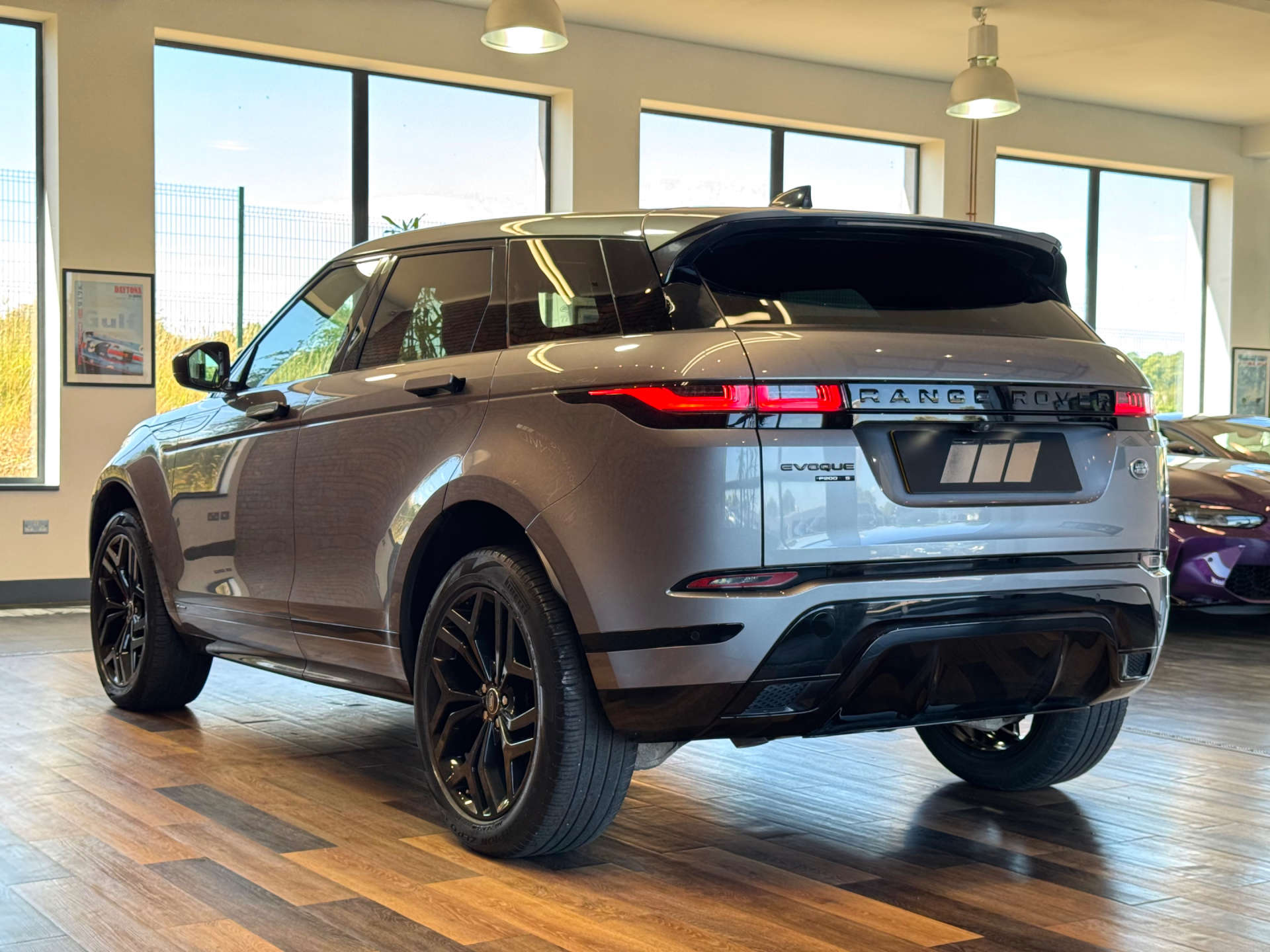 LAND ROVER RANGE ROVER EVOQUE 2.0 Range Rover Evoque R-Dynamic S Auto 4WD 5dr #9