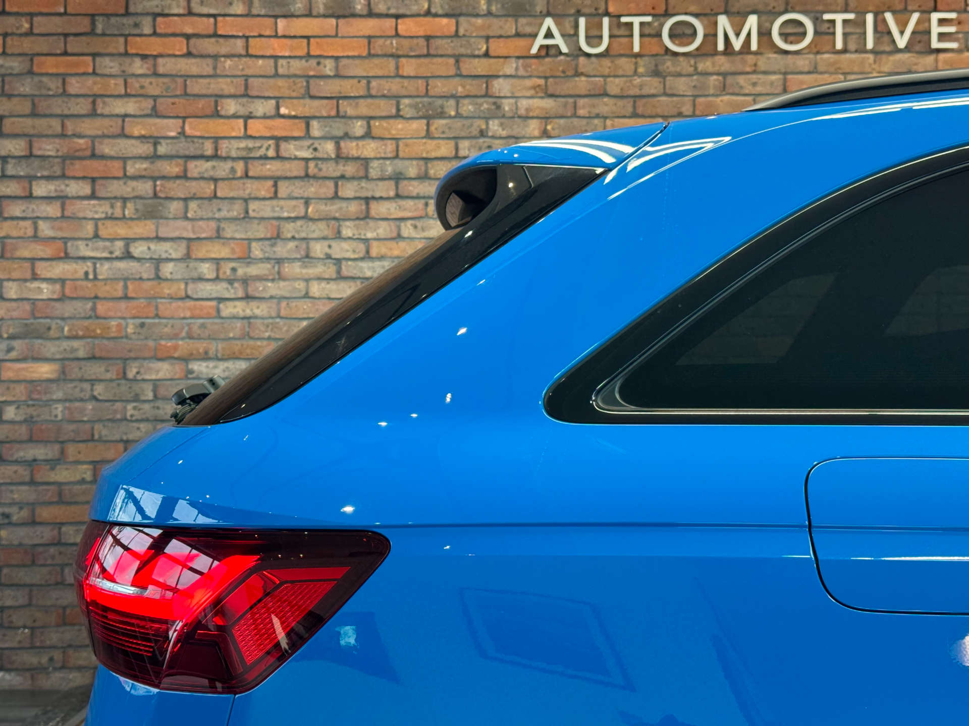 AUDI A4 2.0 A4 Black Edition 40 TDI MHEV Q Semi-Auto 4WD 5dr #22