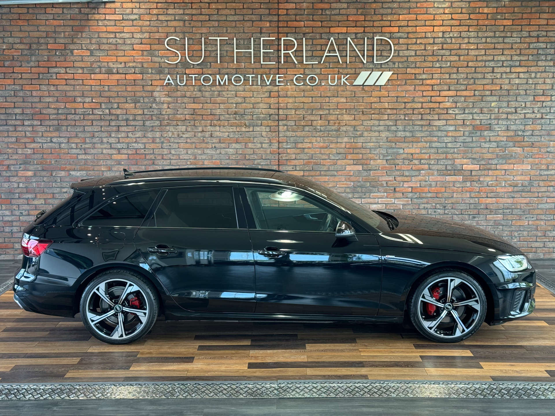 AUDI A4 2.0 A4 Black Edition 40 TFSI MHEV Semi-Auto 5dr #3