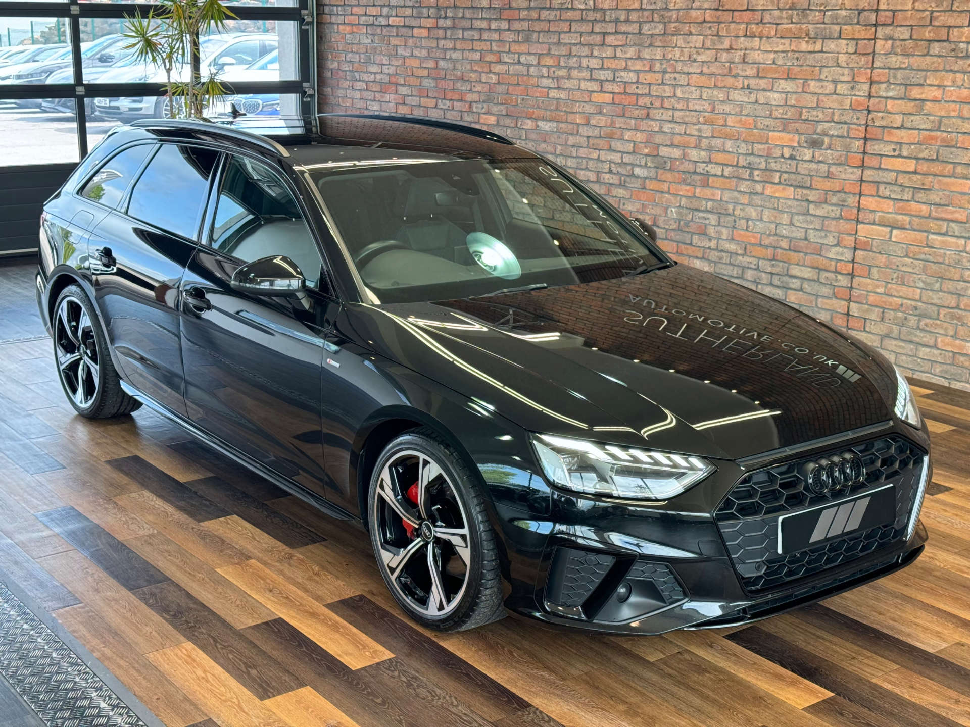 AUDI A4 2.0 A4 Black Edition 40 TFSI MHEV Semi-Auto 5dr #5