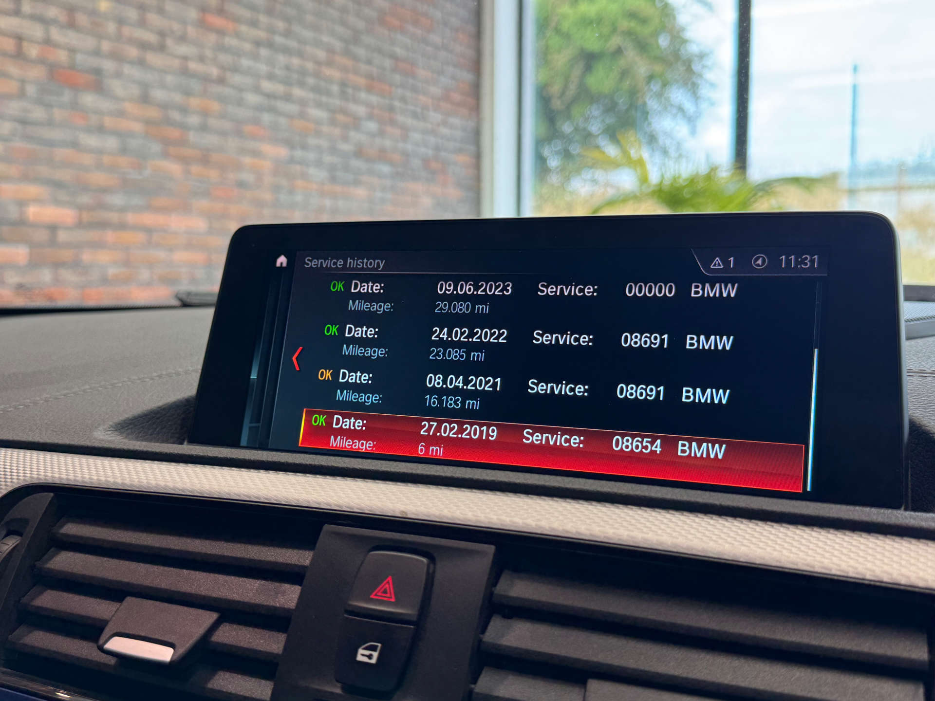 BMW 1 SERIES 3.0 M140I Shadow Edition Auto 3dr #28