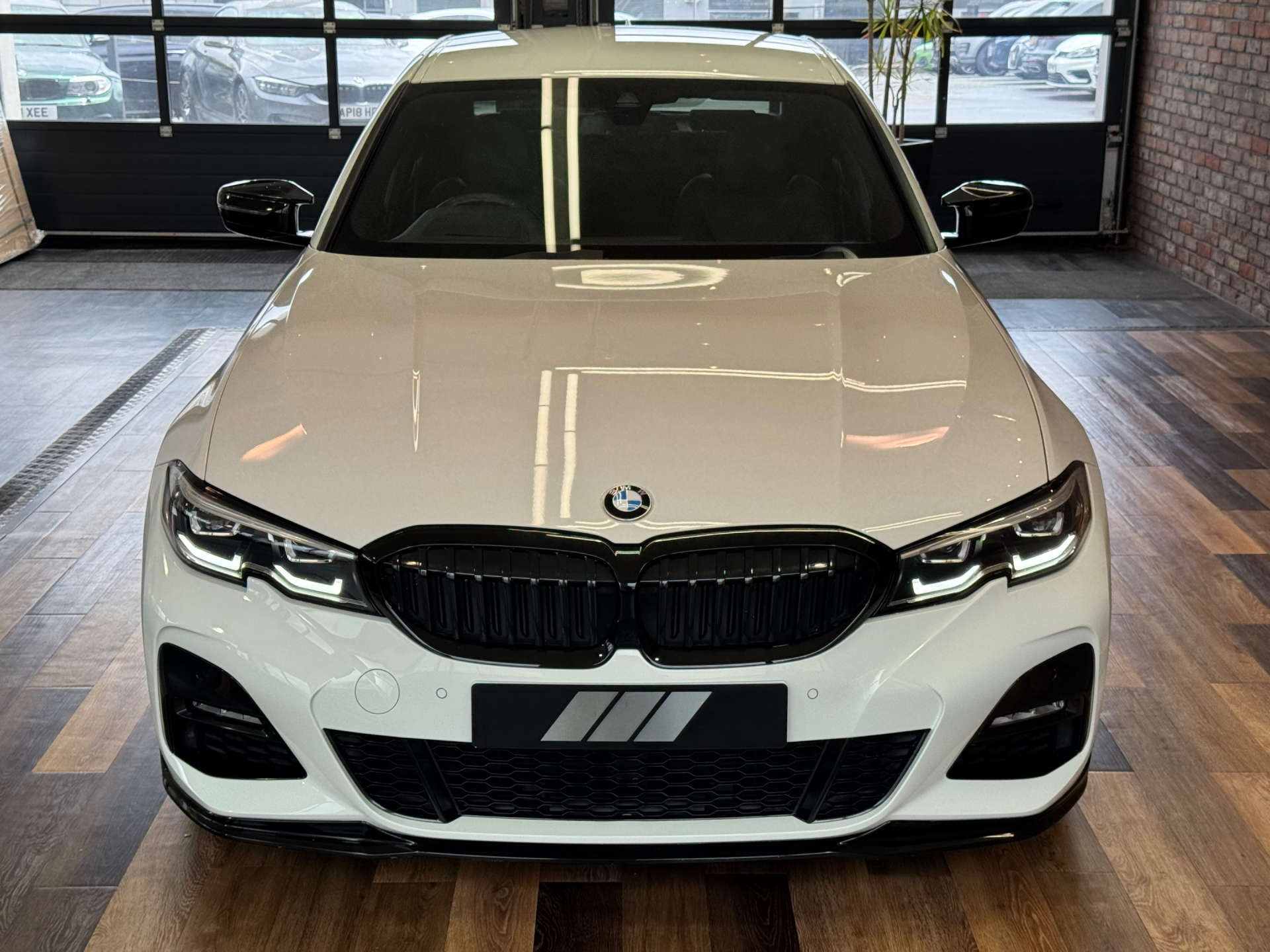 BMW 3 SERIES 2.0 330I M Sport Auto 4dr #10