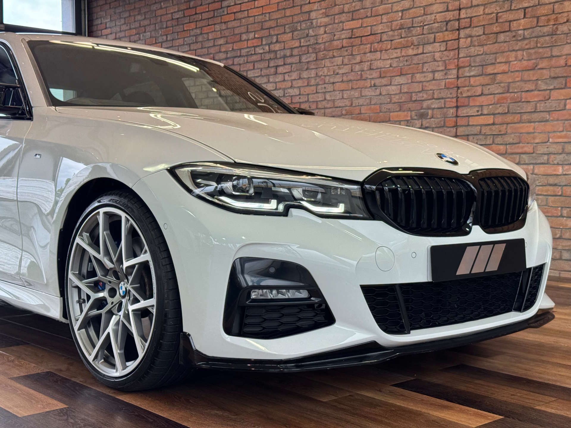 BMW 3 SERIES 2.0 330I M Sport Auto 4dr #12