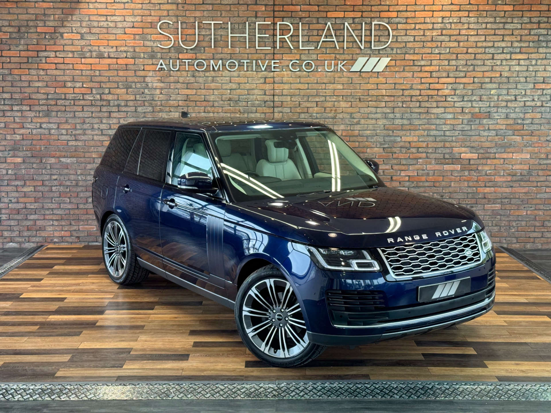 LAND ROVER RANGE ROVER 3.0 Range Rover Vogue SDV6 Auto 4WD 5dr #1