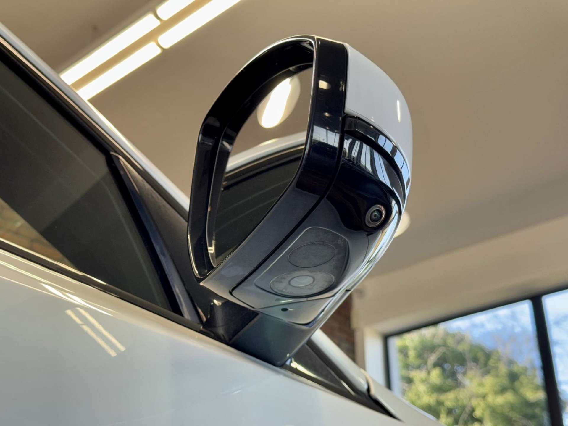 JAGUAR F-PACE 2.0 F-Pace R-Dynamic S D MHEV AWD Auto 4WD 5dr #12