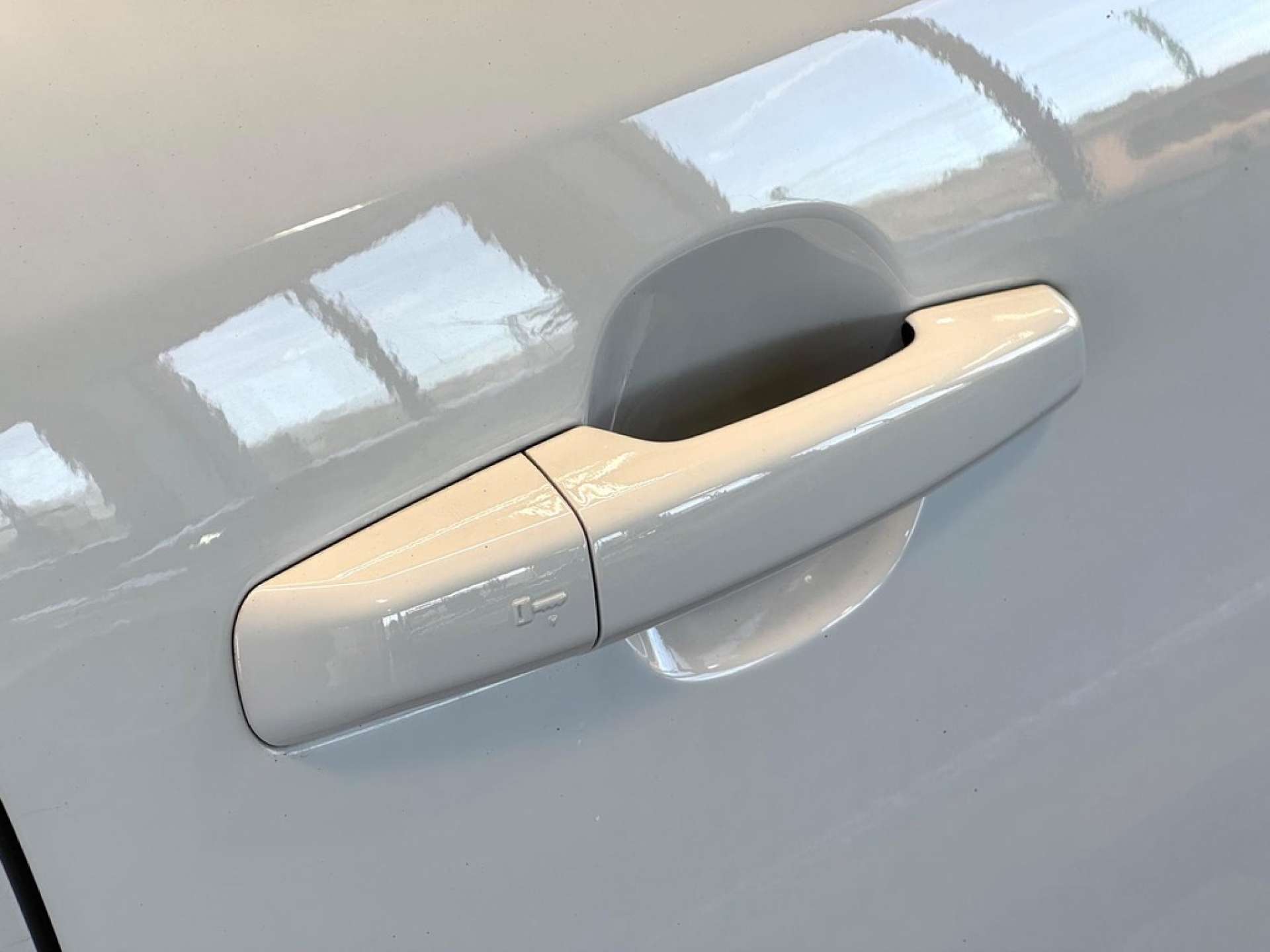 JAGUAR F-PACE 2.0 F-Pace R-Dynamic S D MHEV AWD Auto 4WD 5dr #13