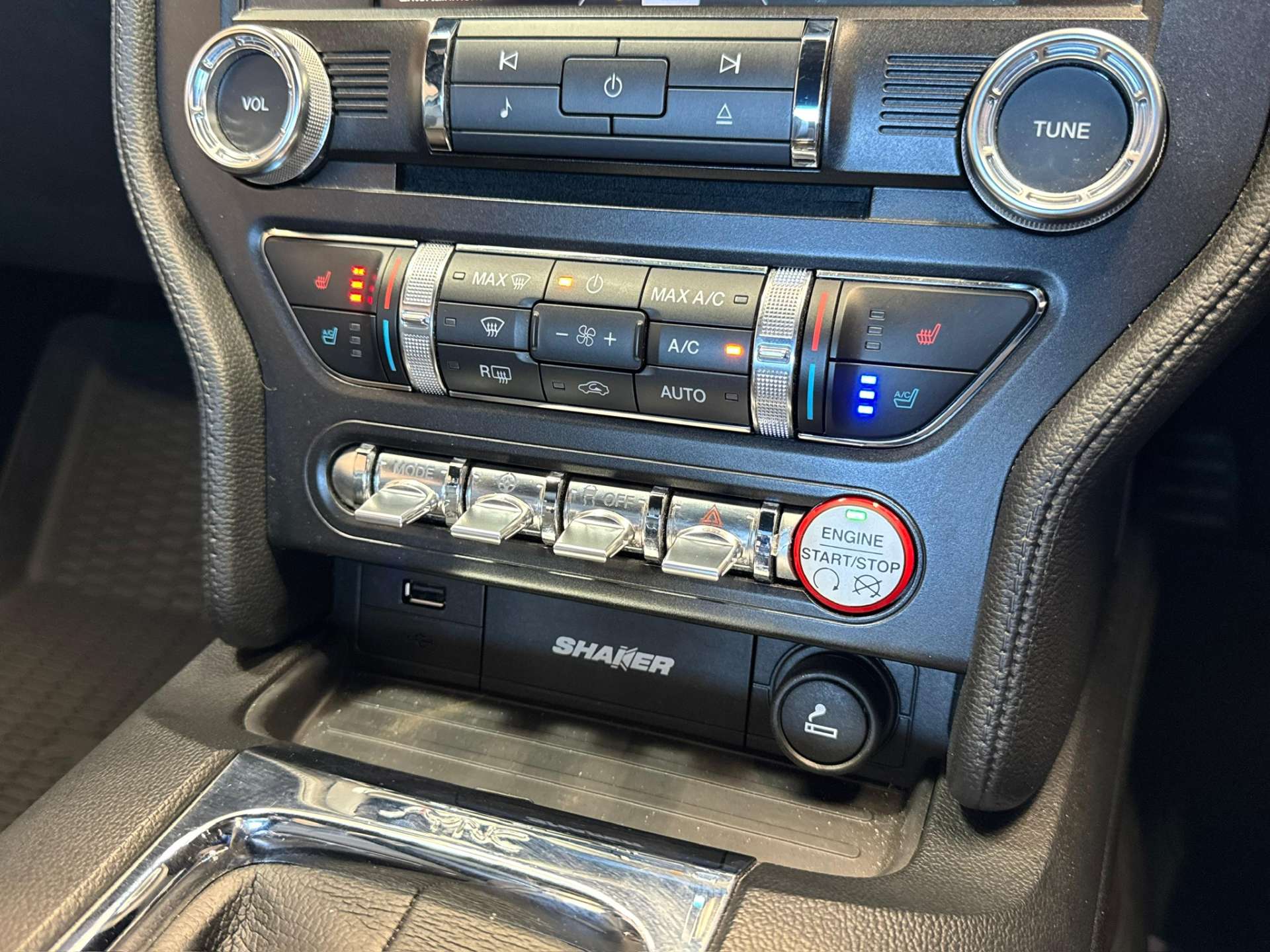 FORD MUSTANG 5.0 Mustang GT 2dr #38