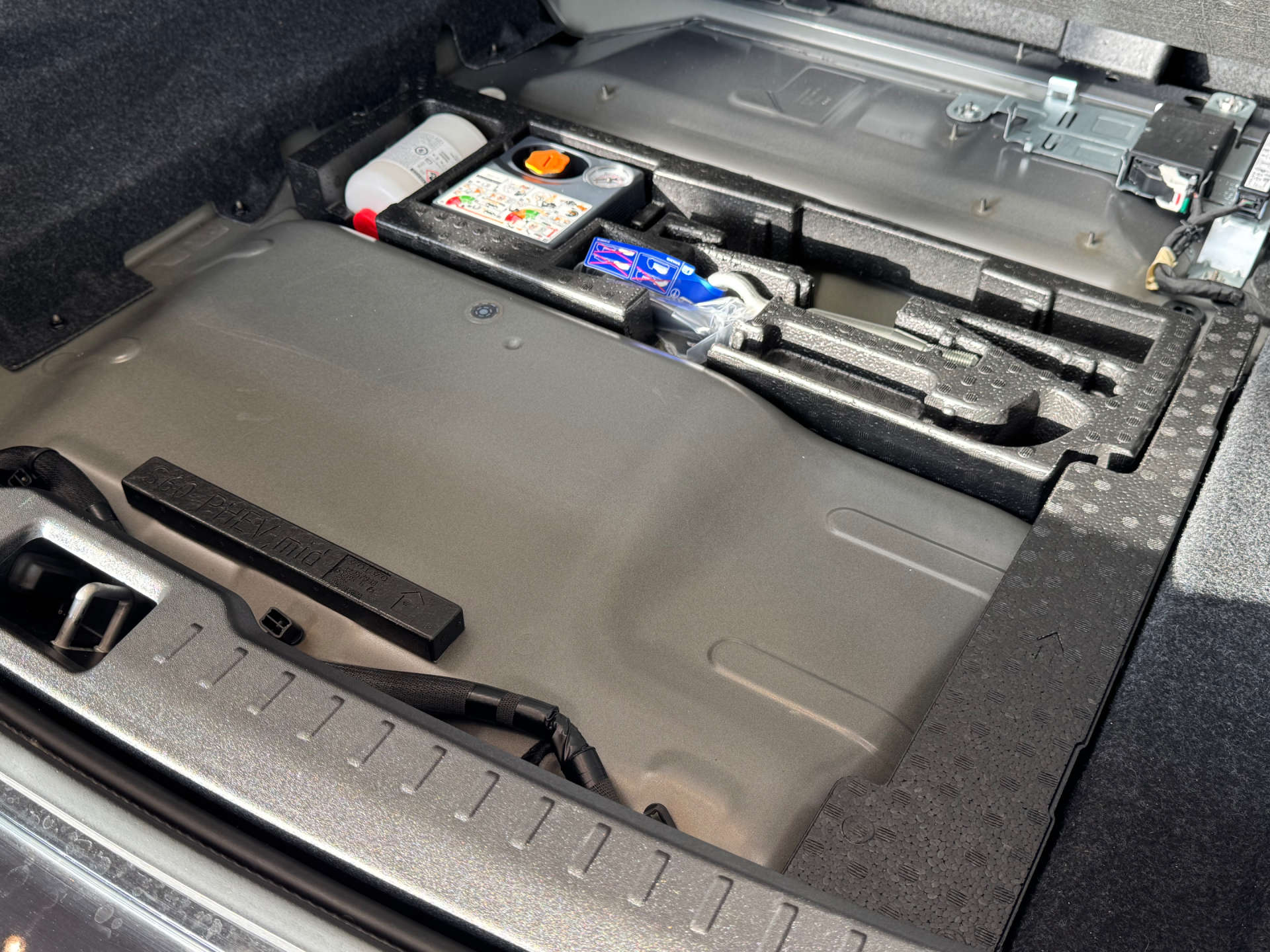 VOLVO S60 2.0 S60 Ultimate T8 Recharge AWD A 4WD 4dr #19