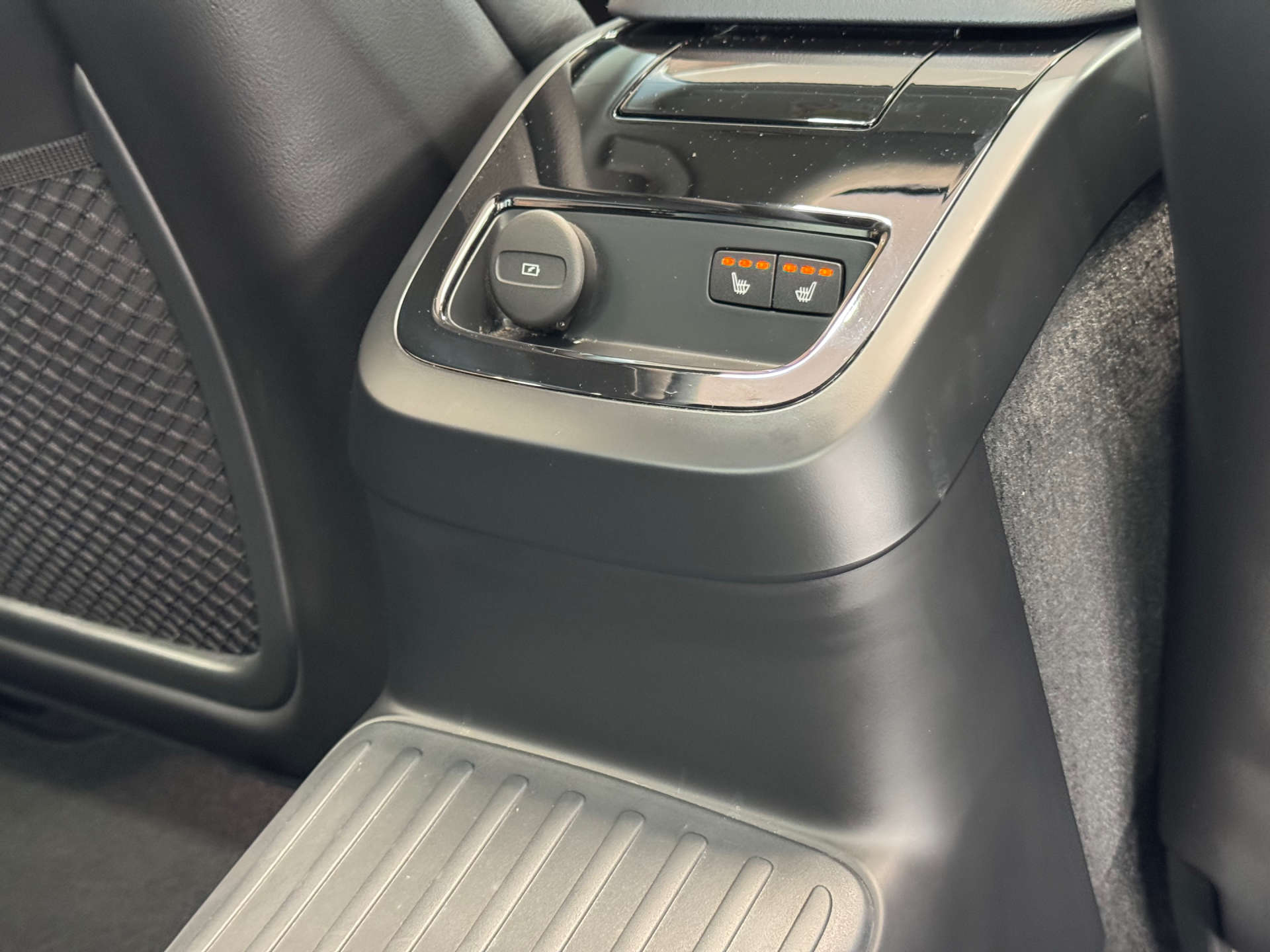 VOLVO S60 2.0 S60 Ultimate T8 Recharge AWD A 4WD 4dr #22