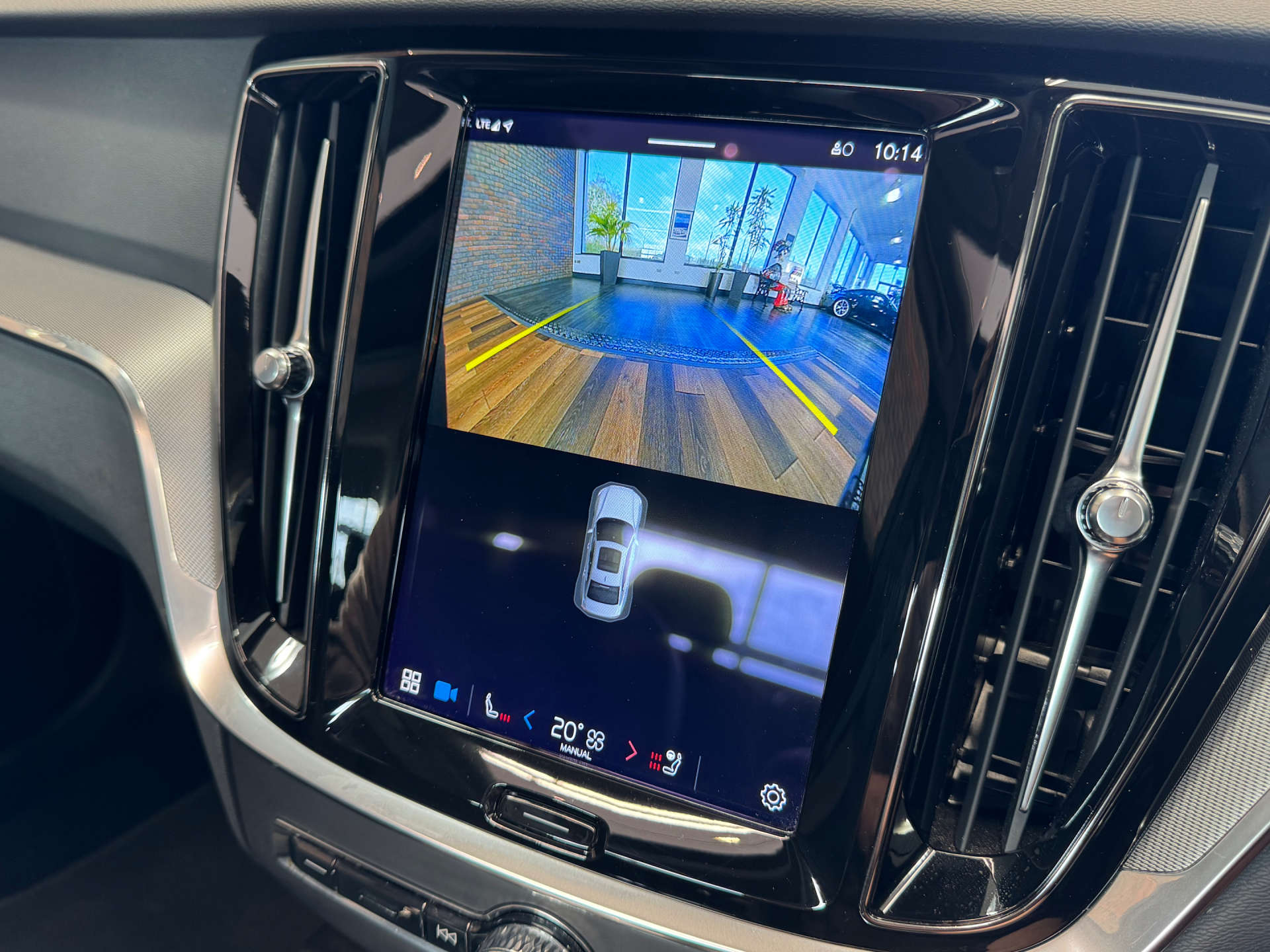 VOLVO S60 2.0 S60 Ultimate T8 Recharge AWD A 4WD 4dr #34