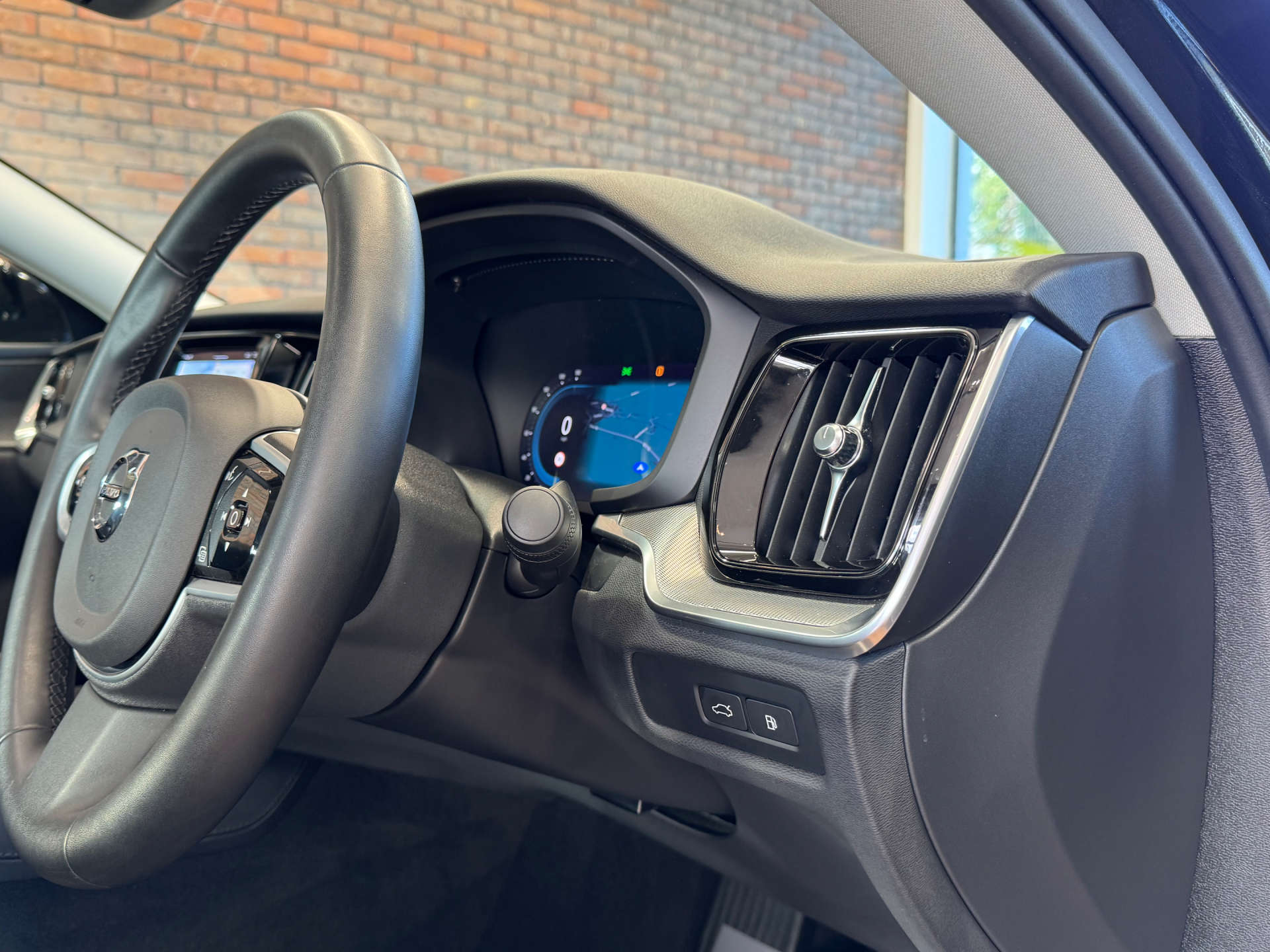 VOLVO S60 2.0 S60 Ultimate T8 Recharge AWD A 4WD 4dr #45