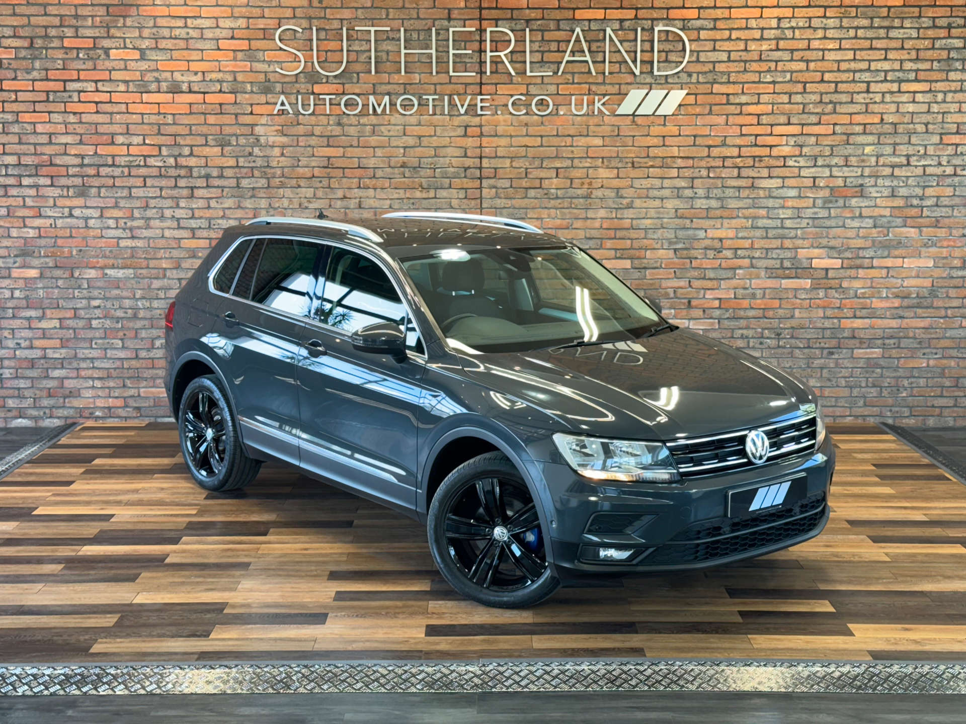 VOLKSWAGEN TIGUAN 2.0 Tiguan Match TDI 4Motion Semi-Auto 4WD 5dr #1