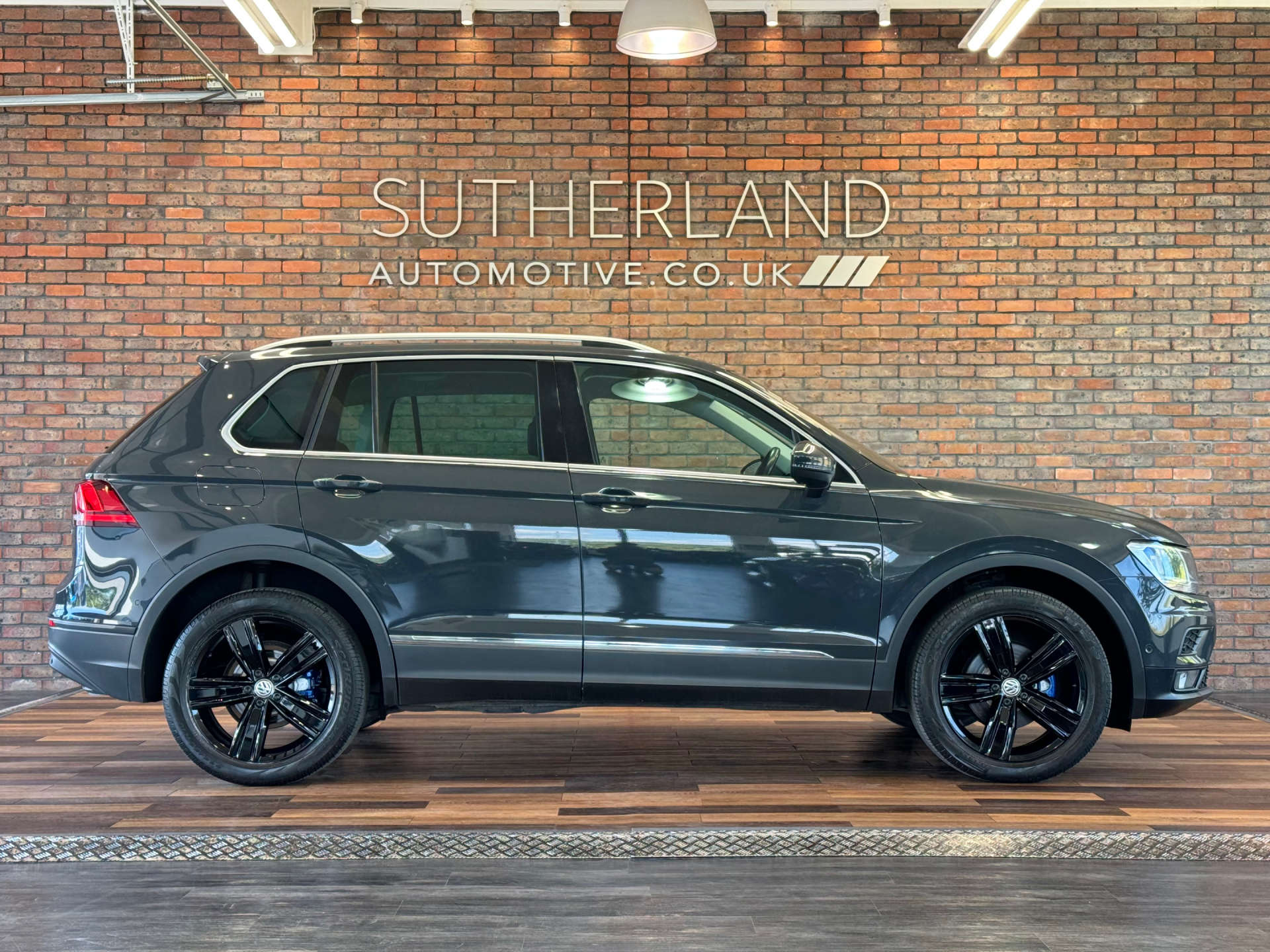 VOLKSWAGEN TIGUAN 2.0 Tiguan Match TDI 4Motion Semi-Auto 4WD 5dr #2