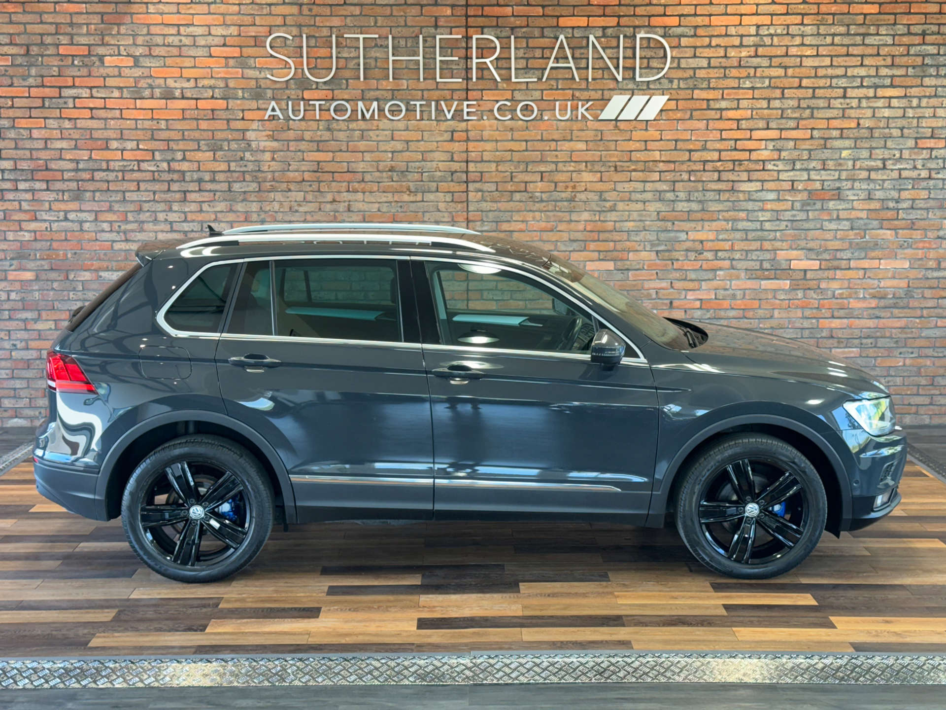 VOLKSWAGEN TIGUAN 2.0 Tiguan Match TDI 4Motion Semi-Auto 4WD 5dr #3